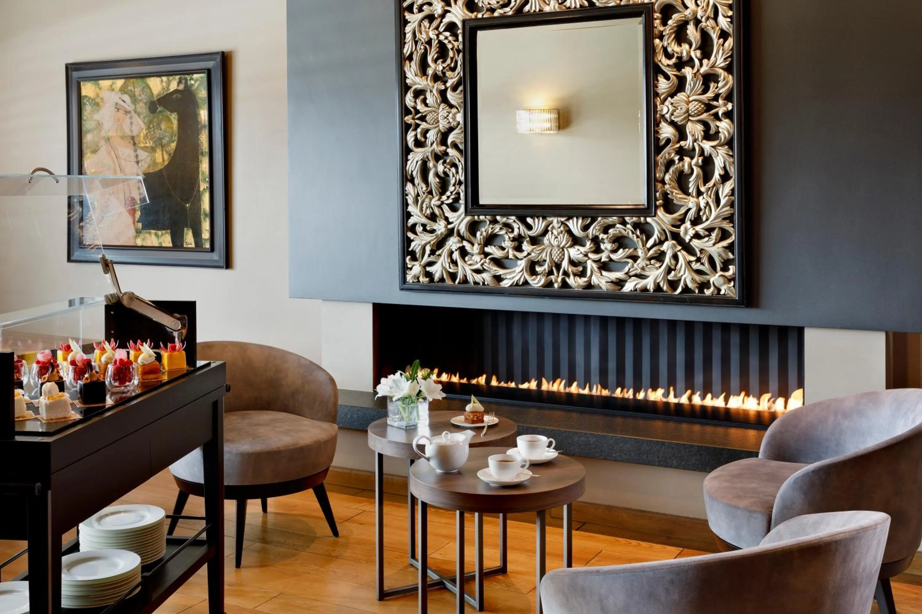 Restaurant/places to eat in Guarda Golf Hotel & Residences