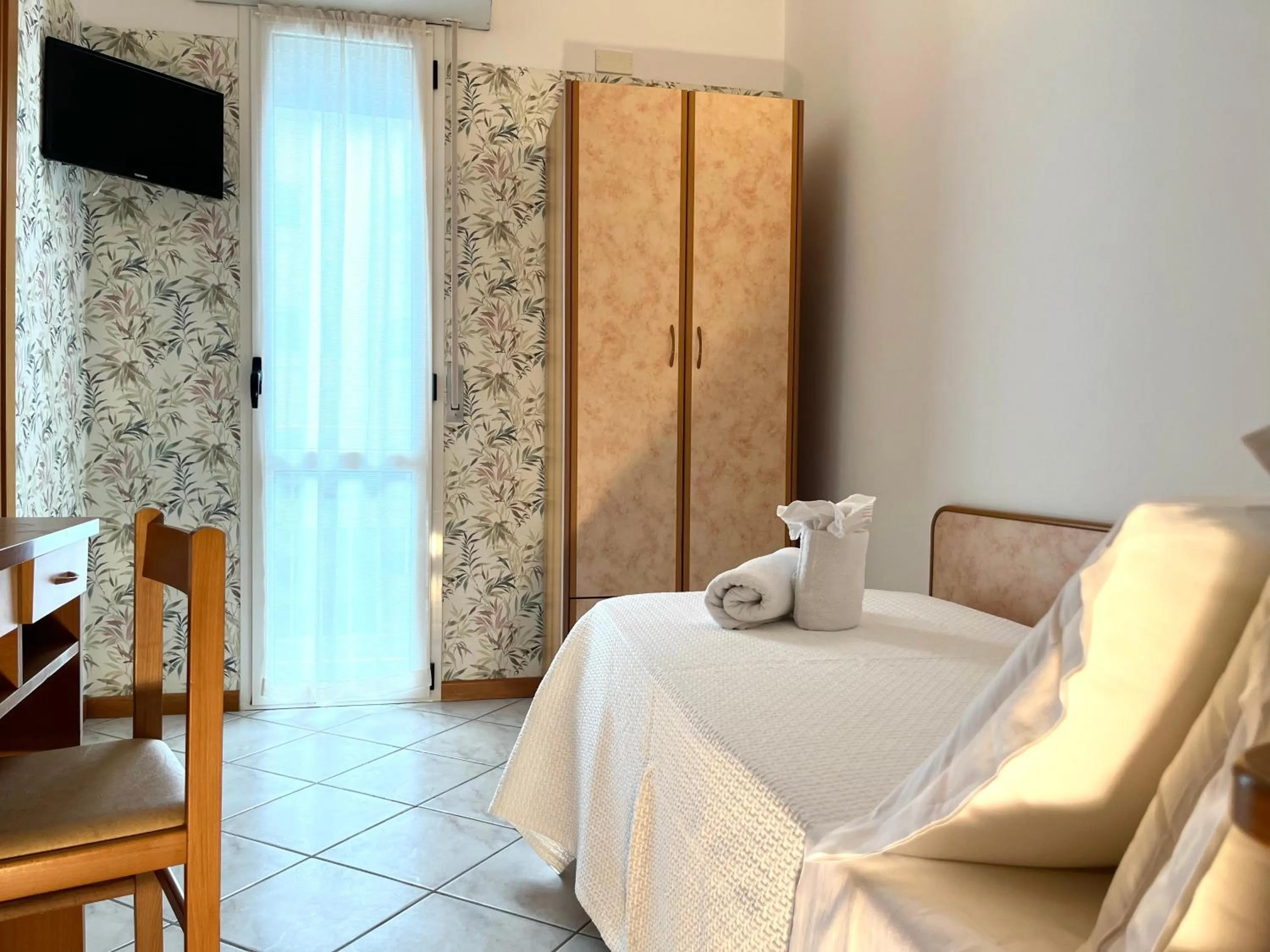 Small Single Room - single occupancy in Hotel Acquario