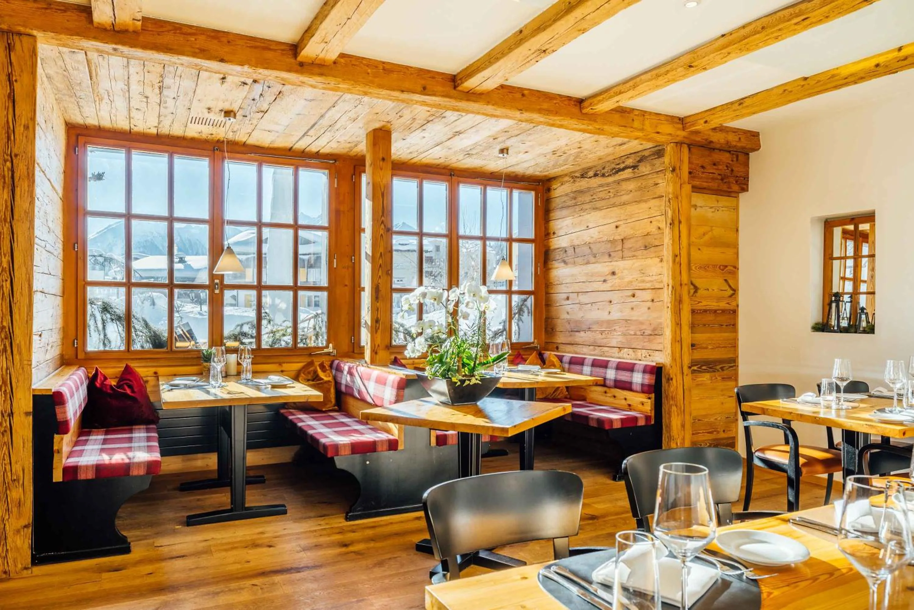 Restaurant/places to eat in Hotel-Restaurant Bellevue