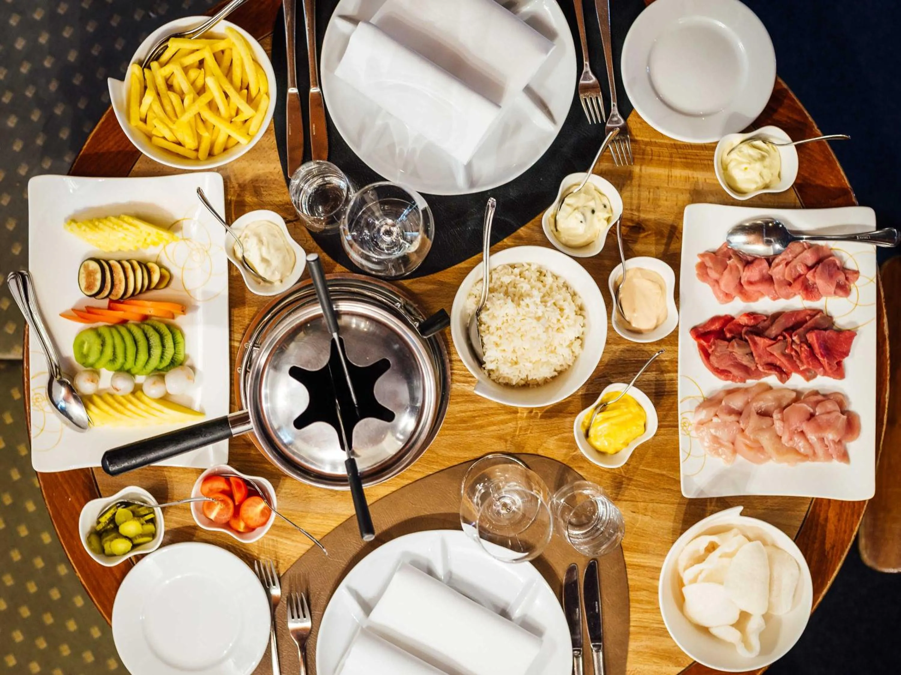 Food in Hotel-Restaurant Bellevue