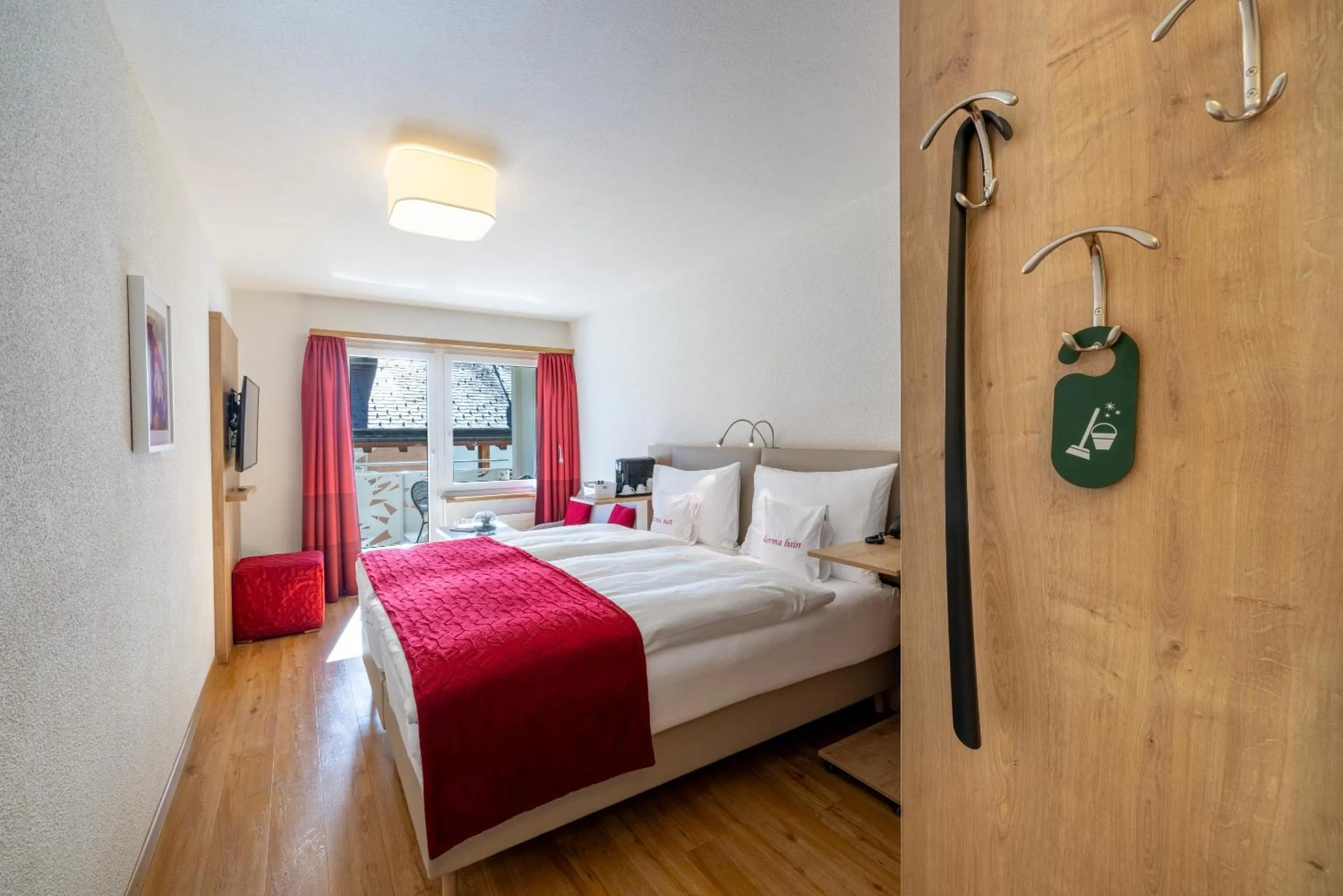Bedroom, Bed in Hotel Sonne St. Moritz 3* Superior