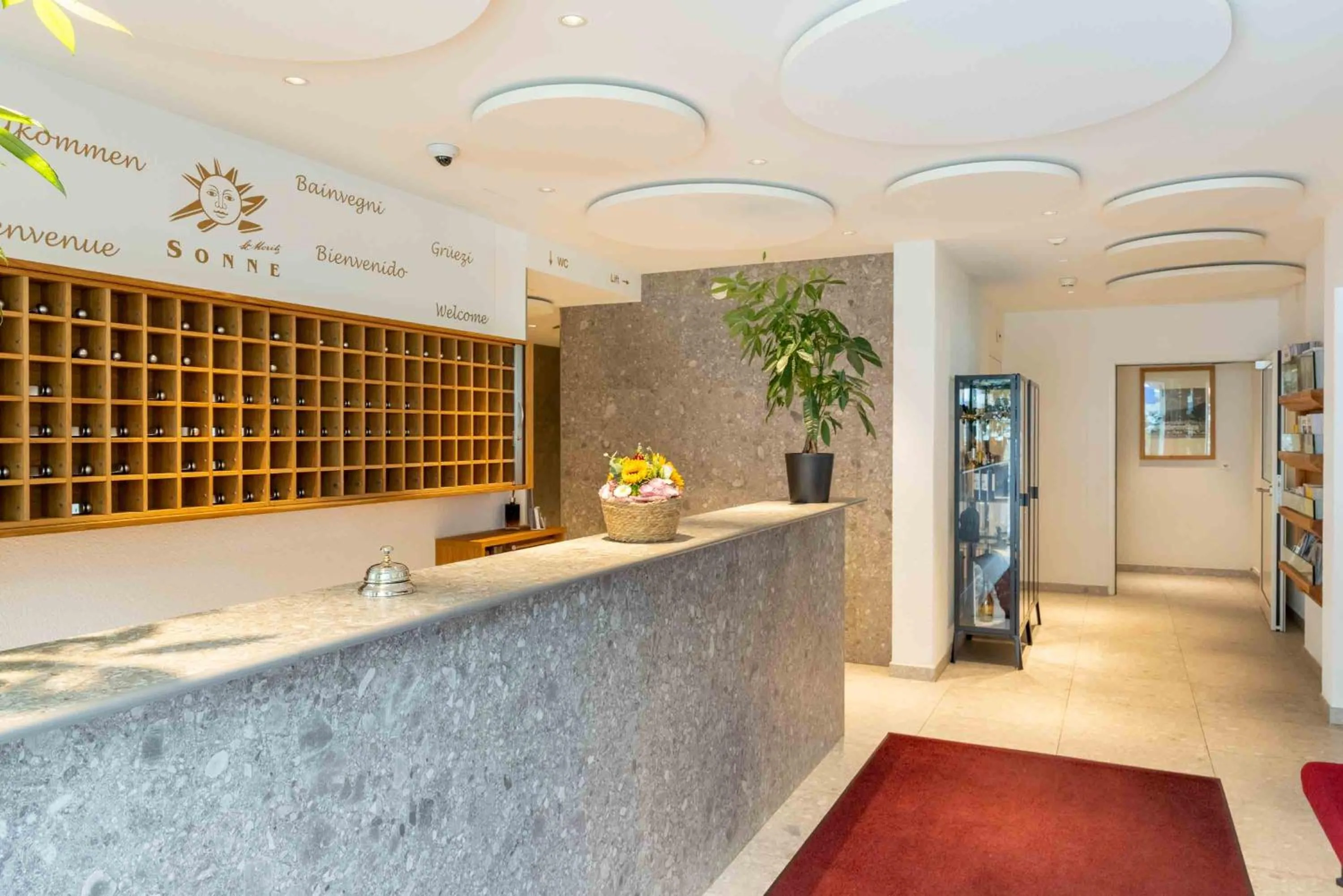 Lobby or reception in Hotel Sonne St. Moritz 3* Superior