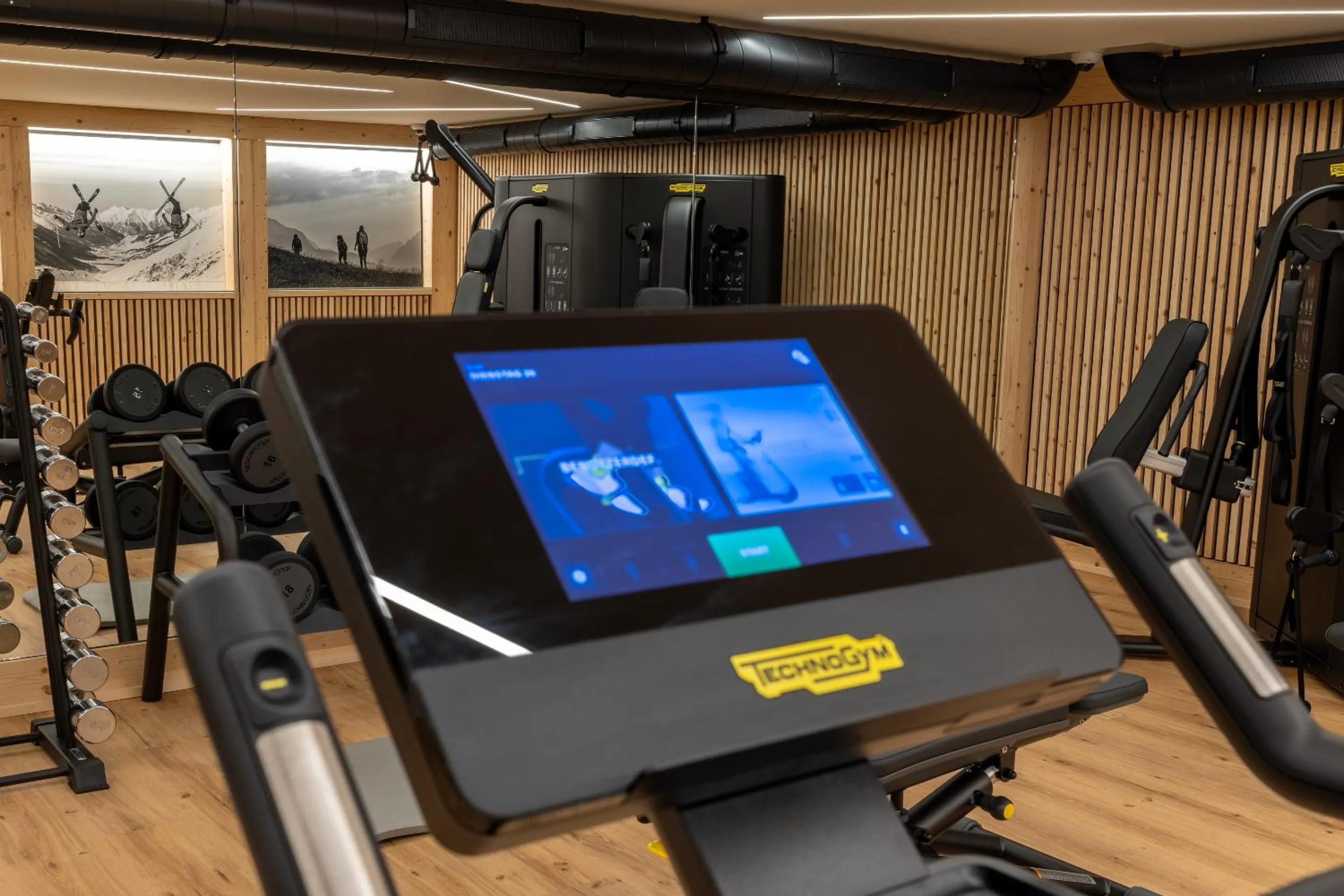 Fitness centre/facilities in Hotel Sonne St. Moritz 3* Superior