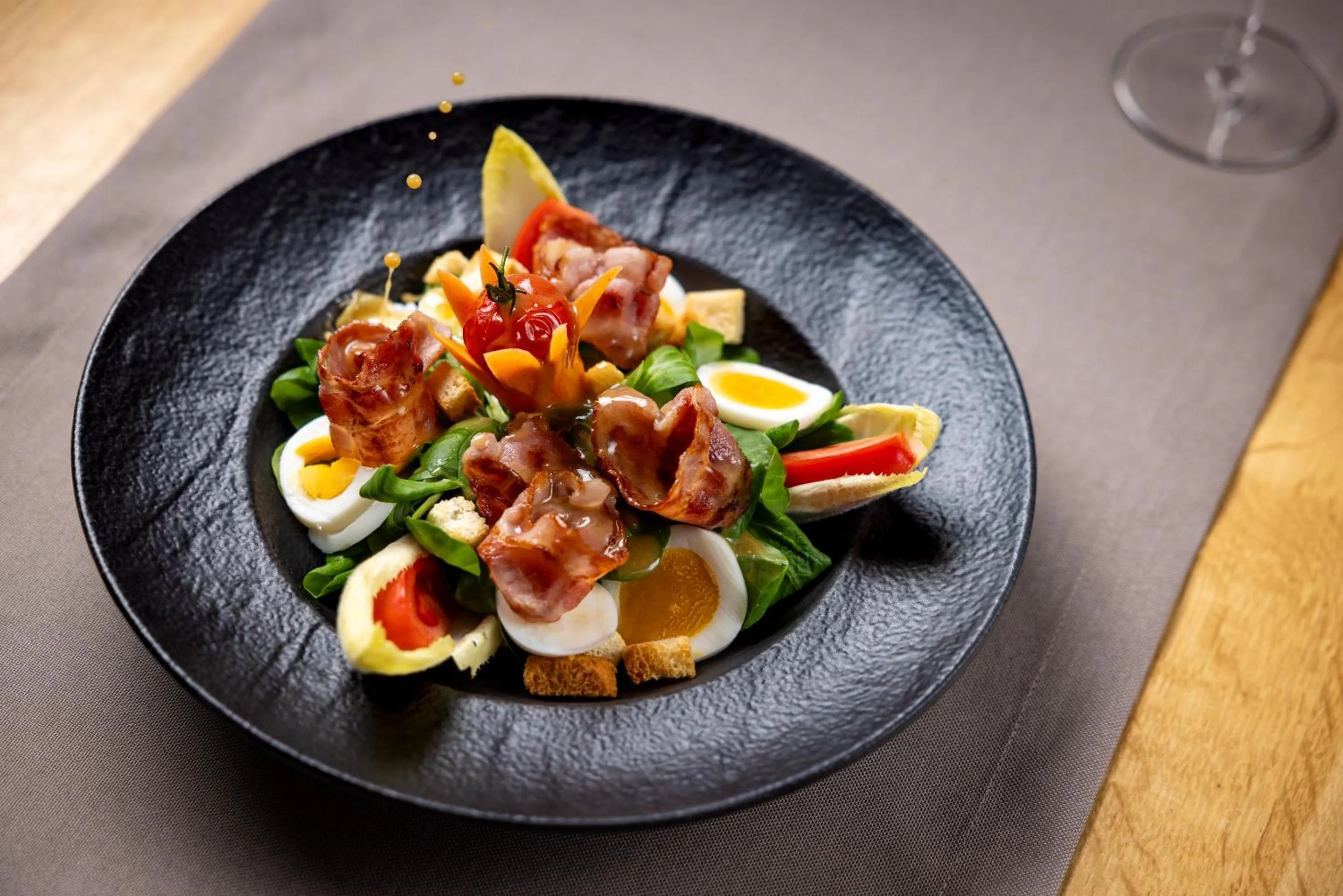 Restaurant/places to eat in Hotel Sonne St. Moritz 3* Superior