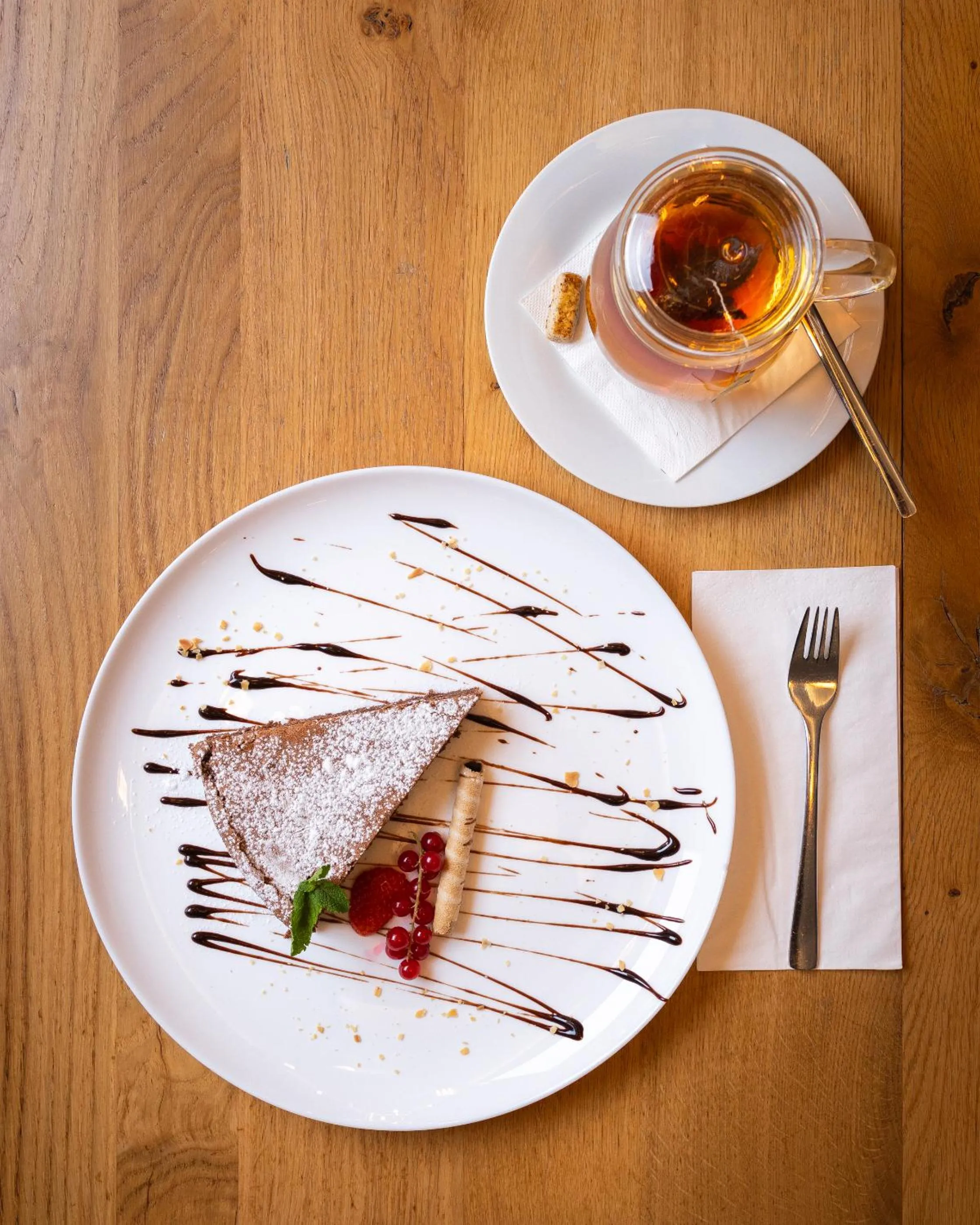 Restaurant/places to eat in Hotel Sonne St. Moritz 3* Superior