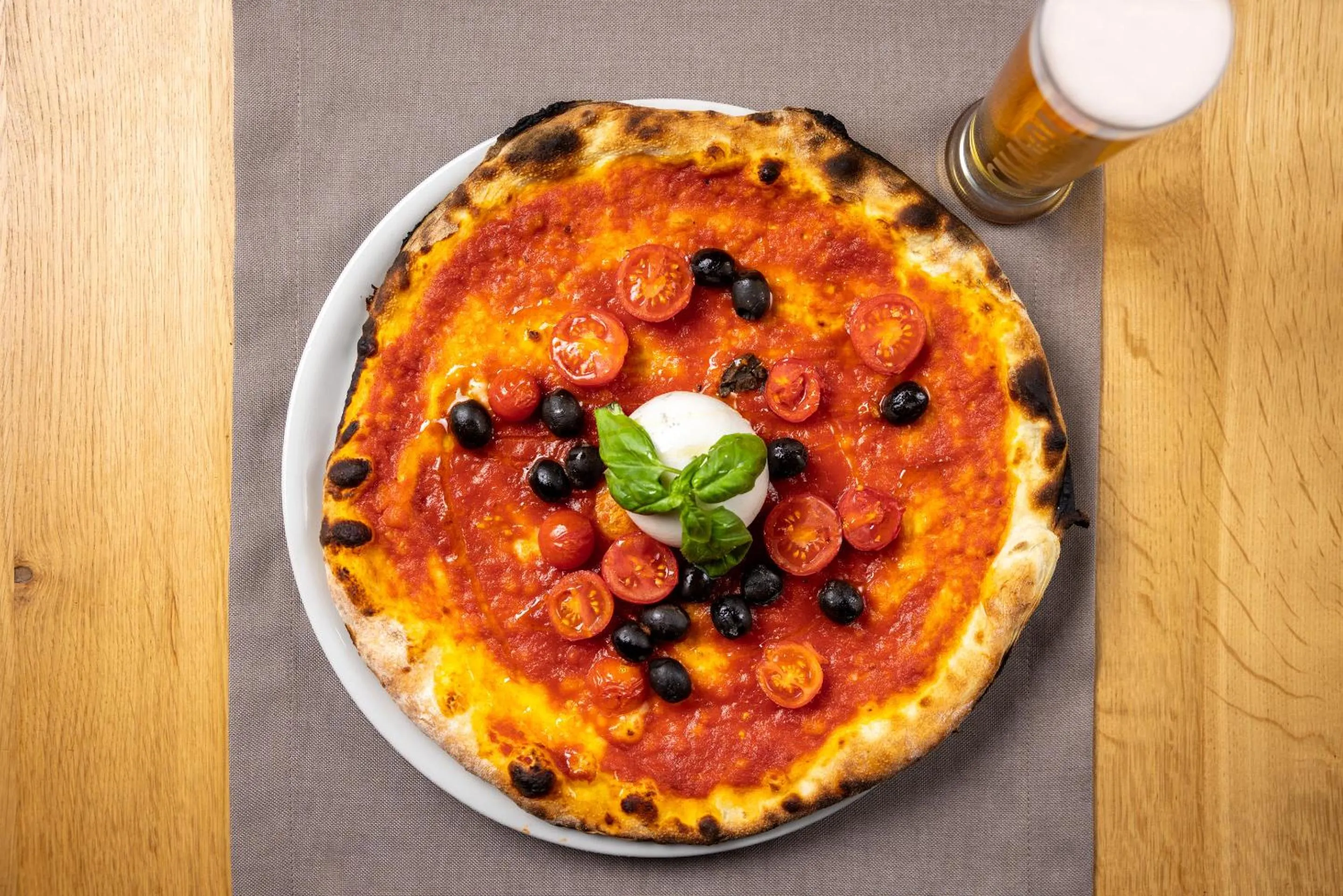 Restaurant/places to eat in Hotel Sonne St. Moritz 3* Superior