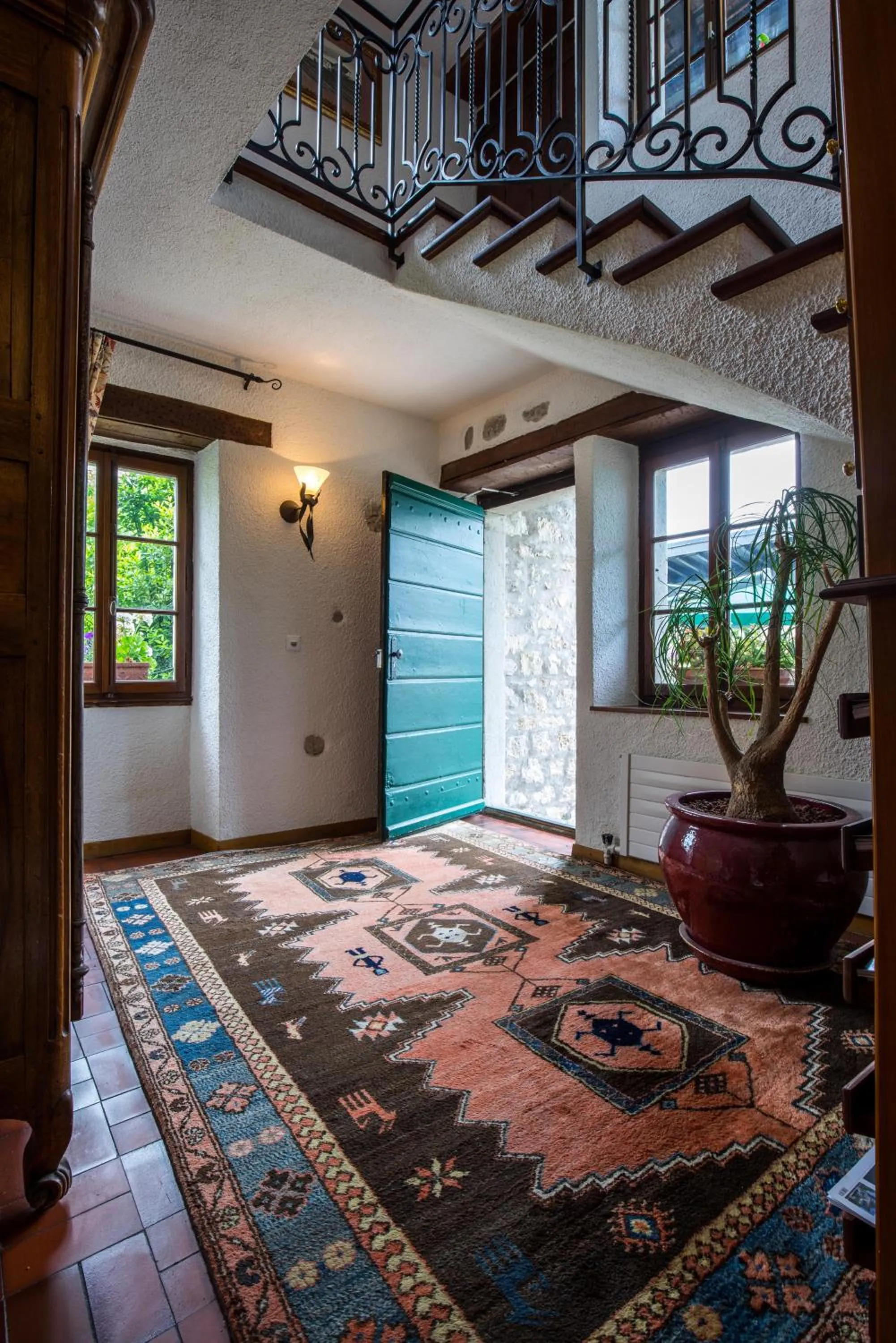 Property building in Domaine de Châteauvieux