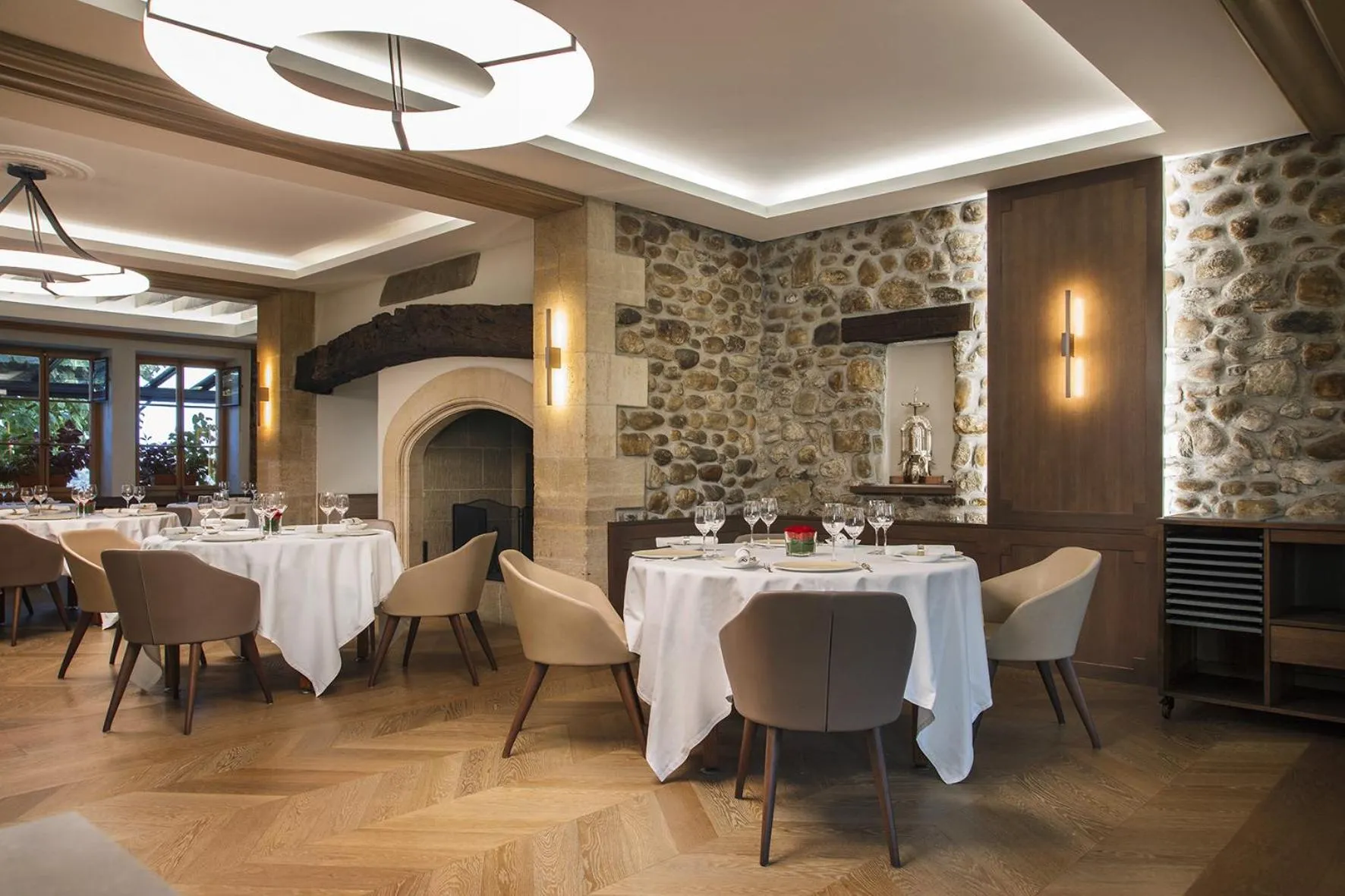 Restaurant/places to eat in Domaine de Châteauvieux