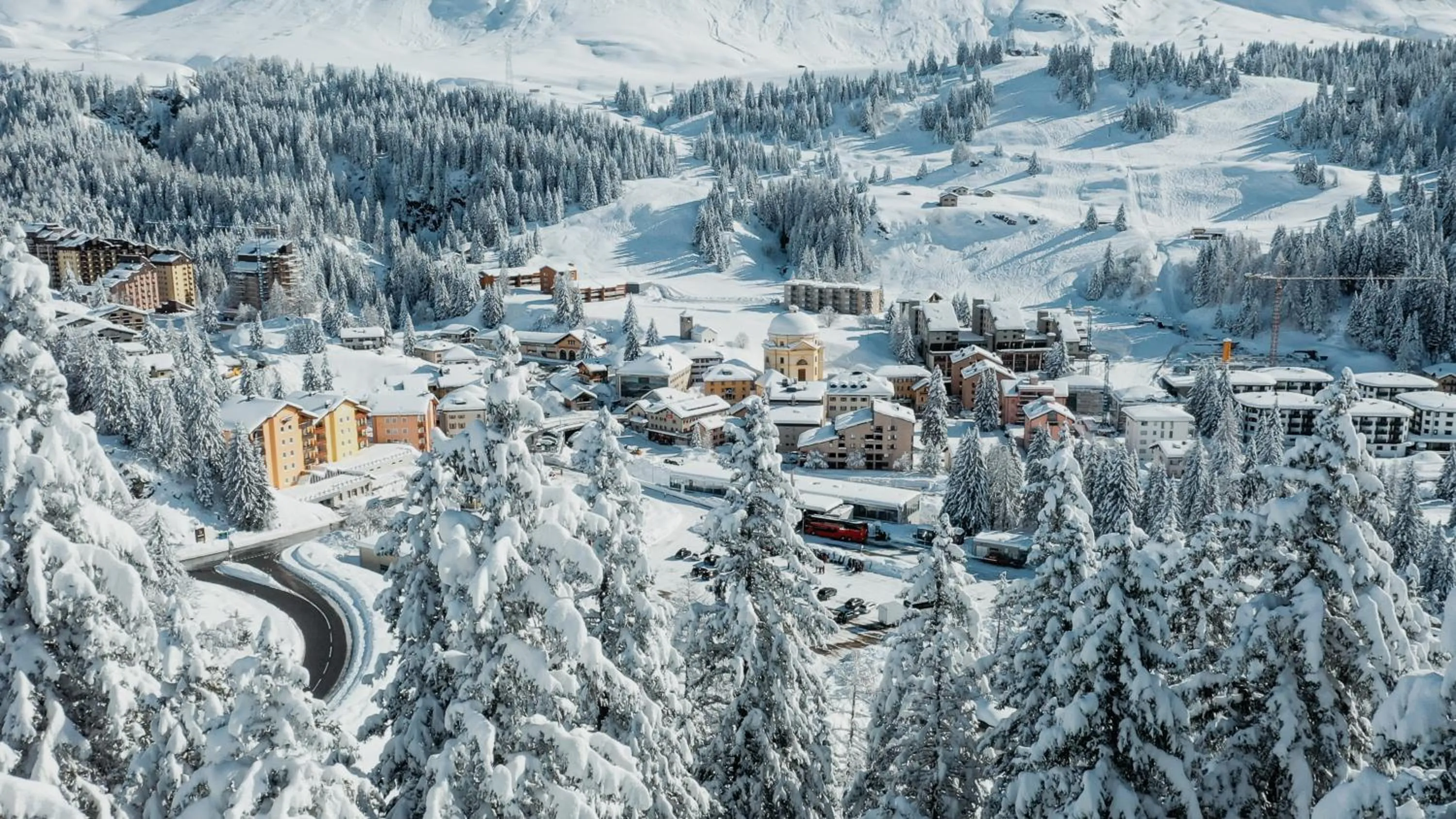 Property building in Hotel Brocco & Posta