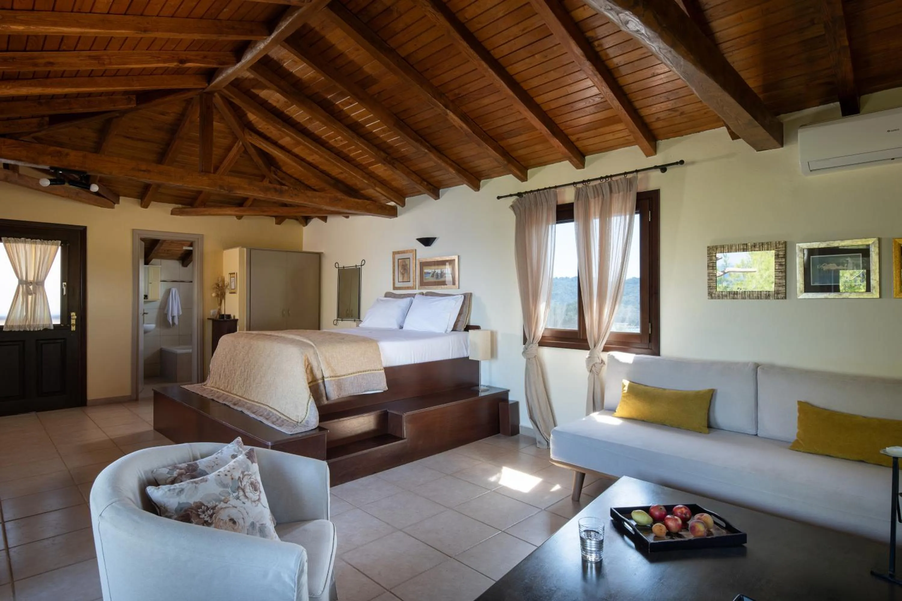 Bedroom in Heos Accommodation