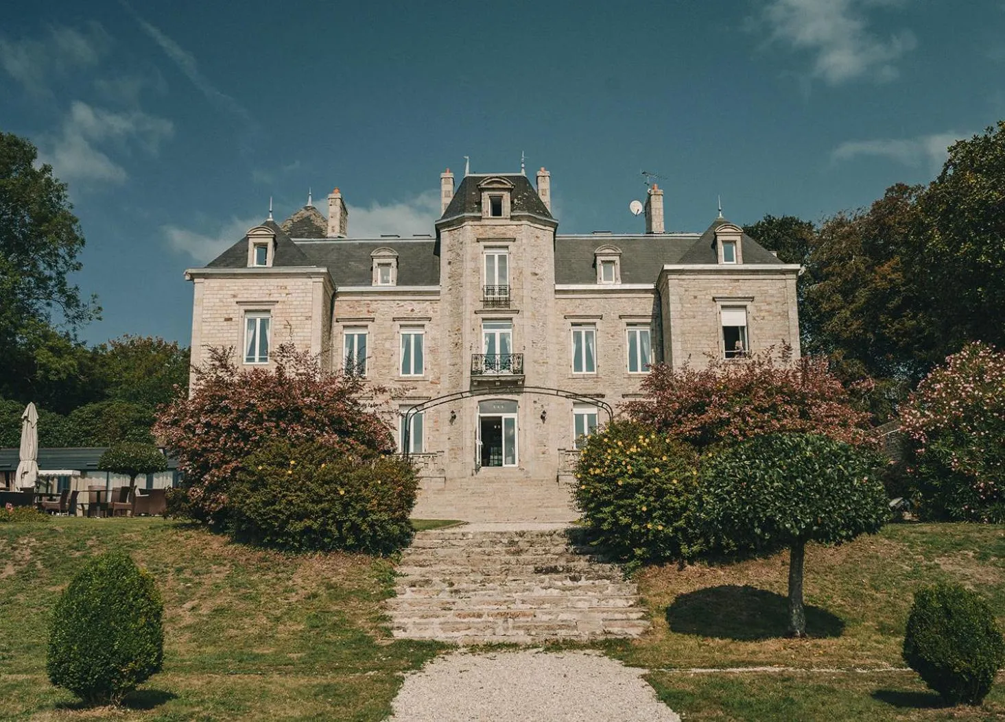 Facade/entrance in Manoir de Kerhuel de Quimper