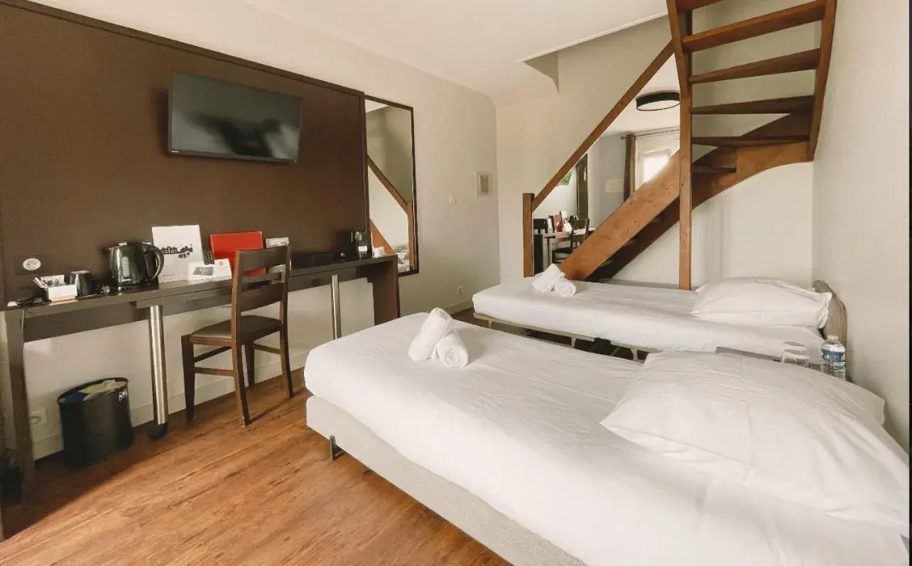 Cottage in Manoir de Kerhuel de Quimper Cottage in Manoir de Kerhuel de Quimper