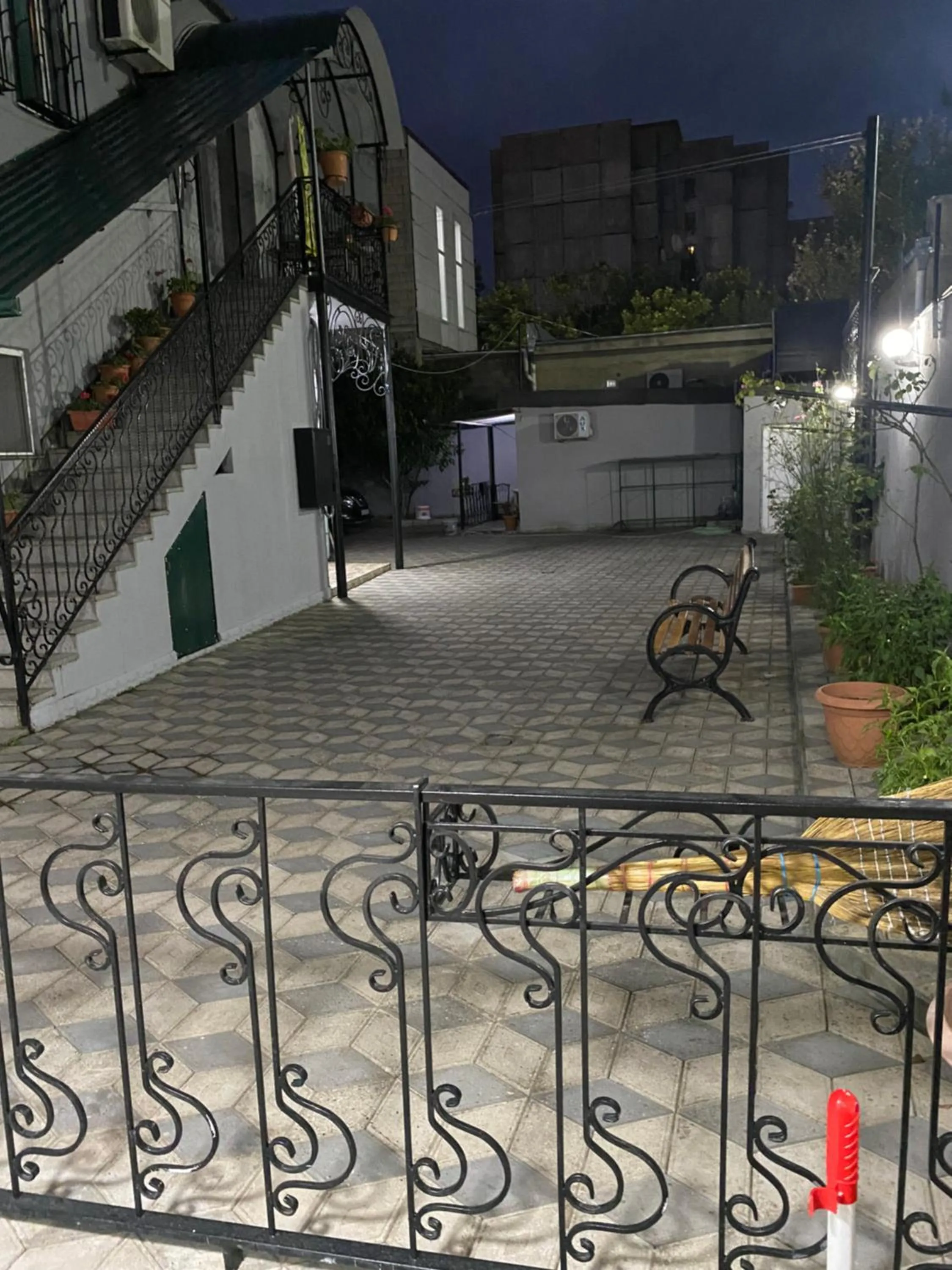 Property building in Hotel Mariana