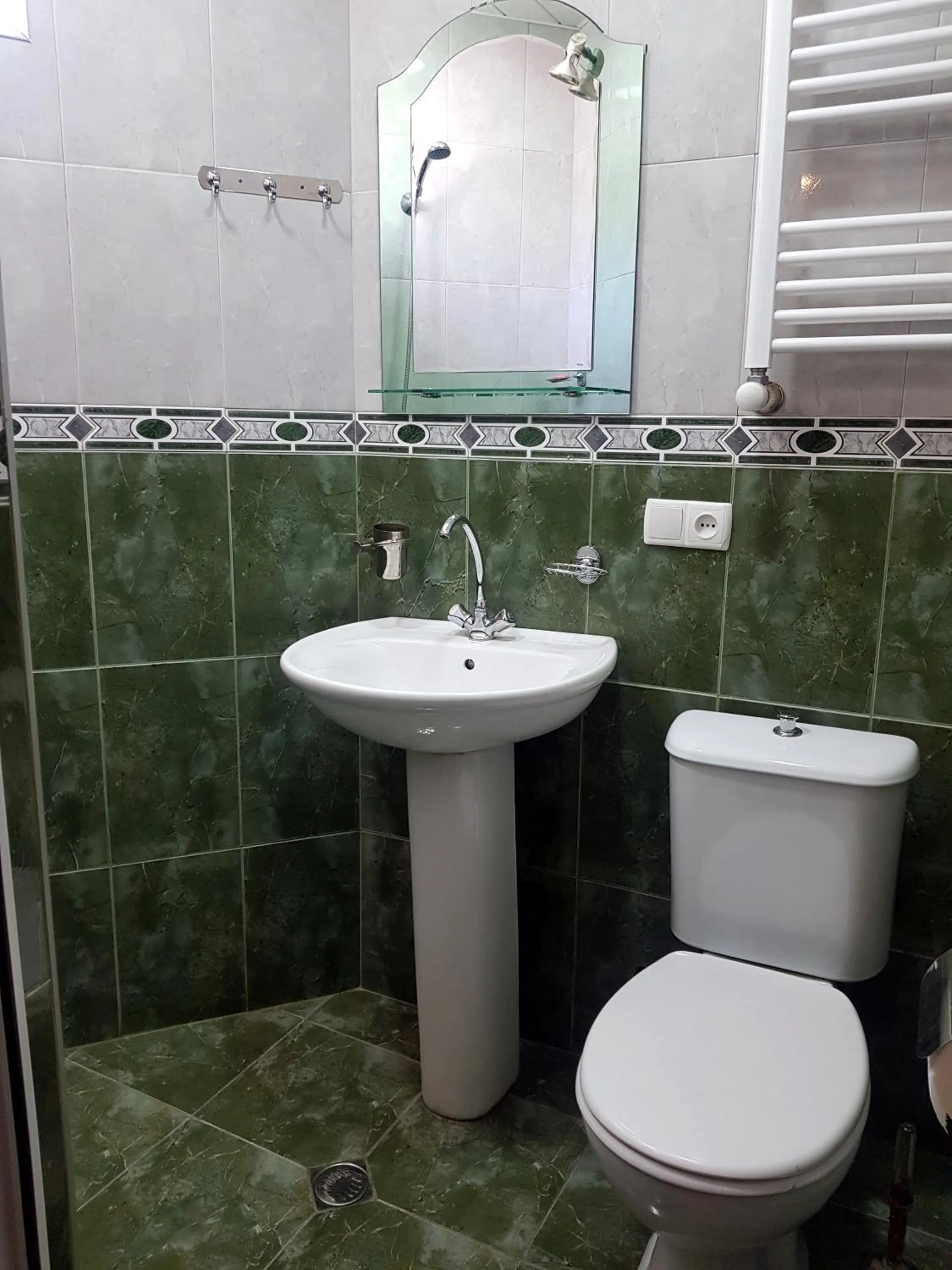 Bathroom in Hotel Mariana