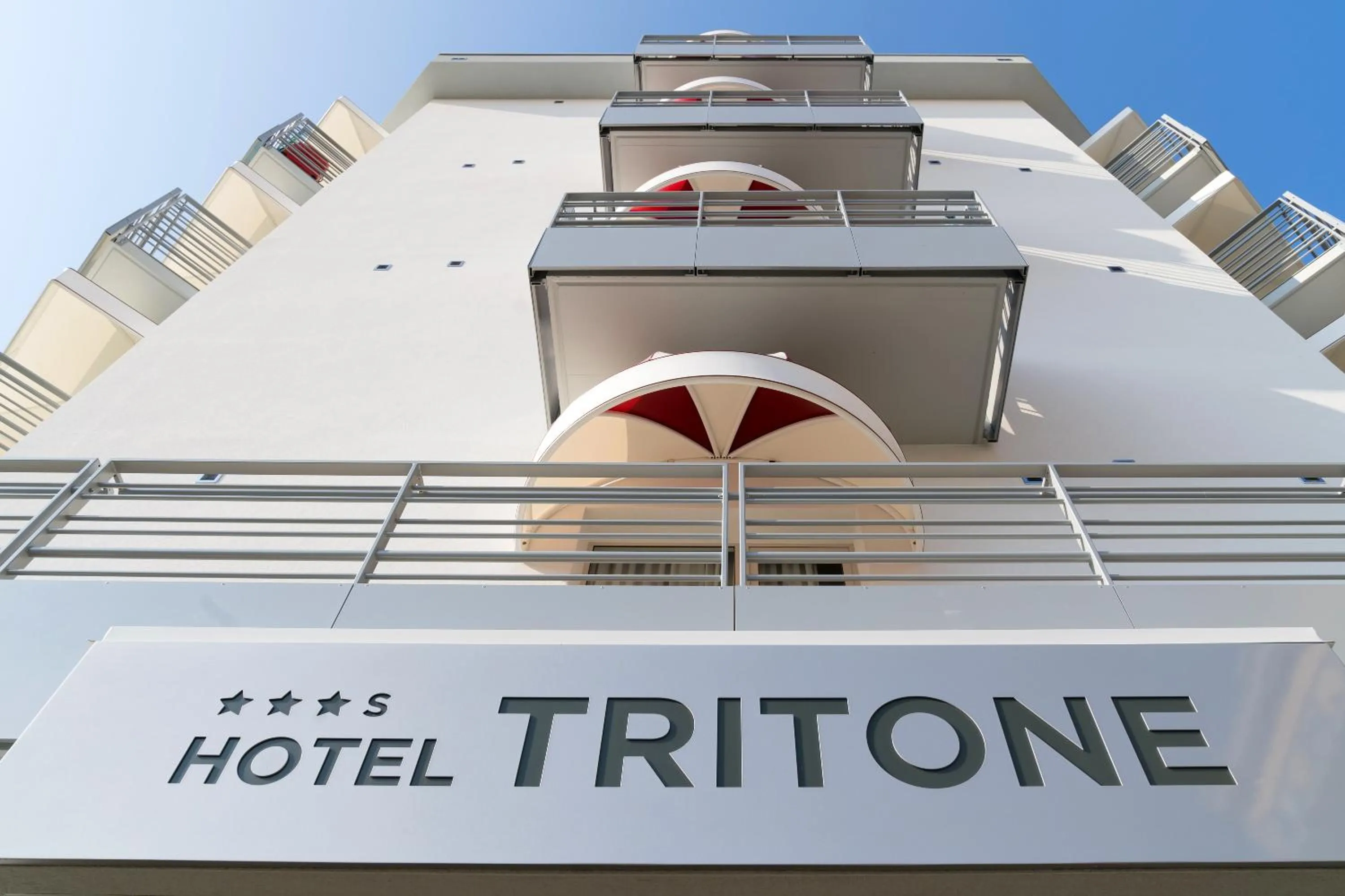 Facade/entrance in Hotel Tritone