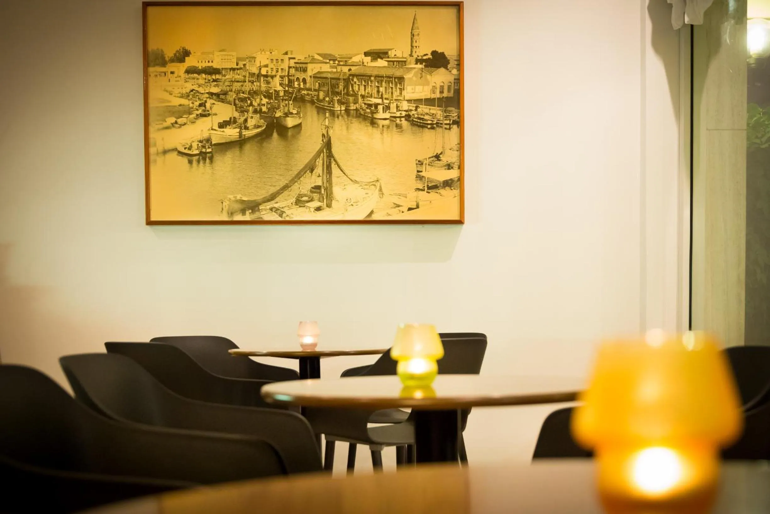 Lounge or bar in Hotel Tritone