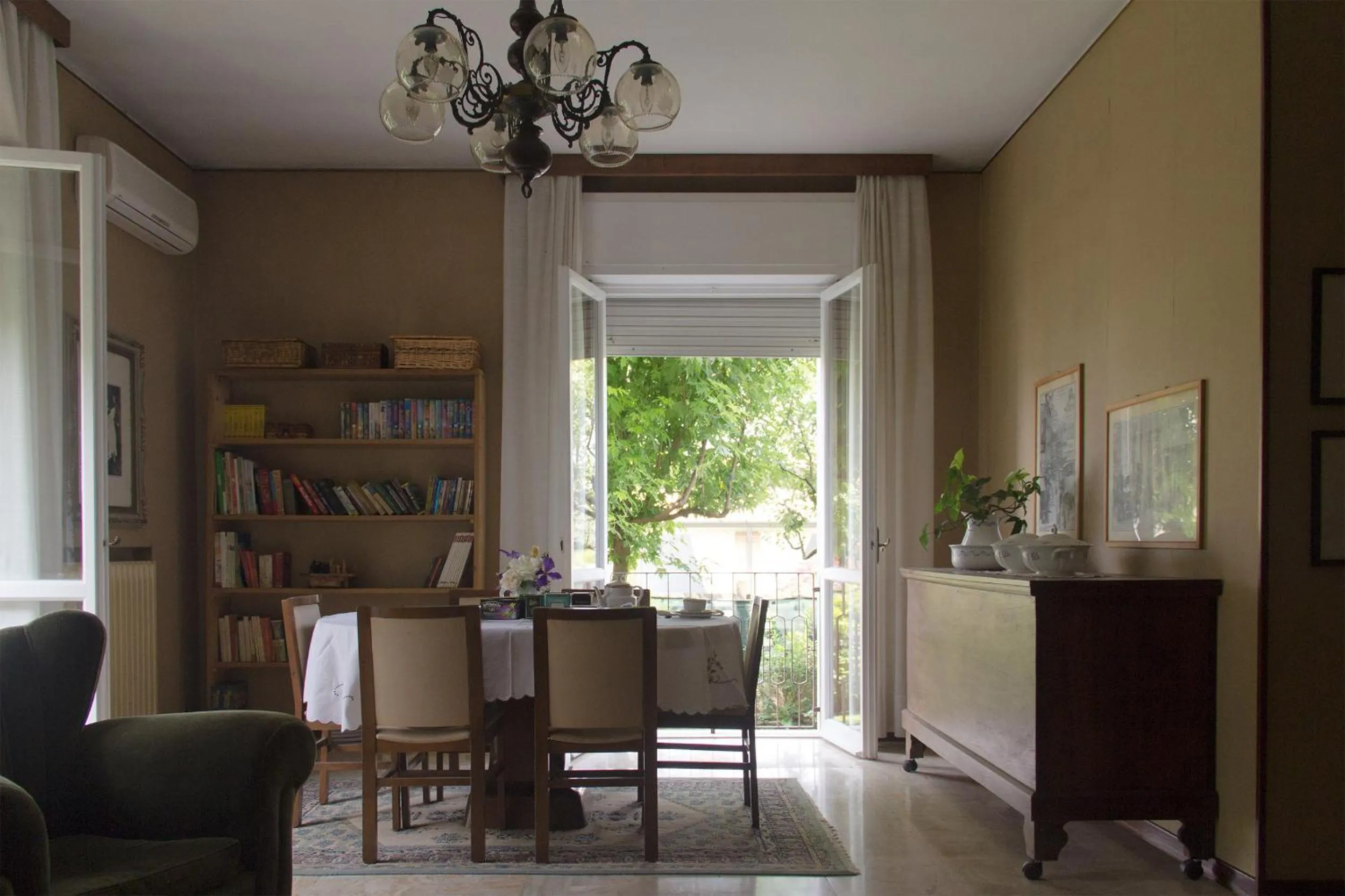 Communal lounge/ TV room in Il Giardino