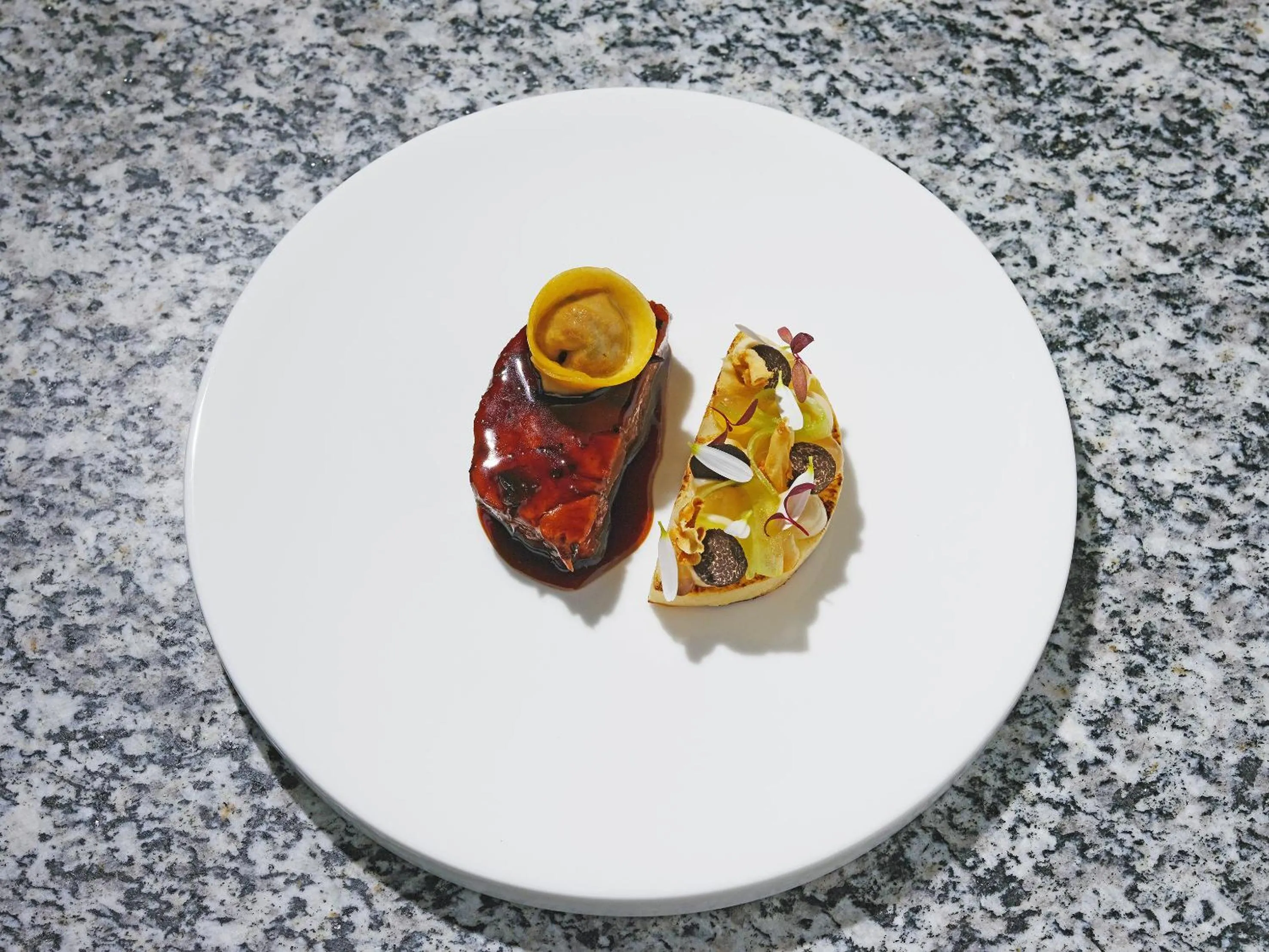 Restaurant/places to eat in The Omnia