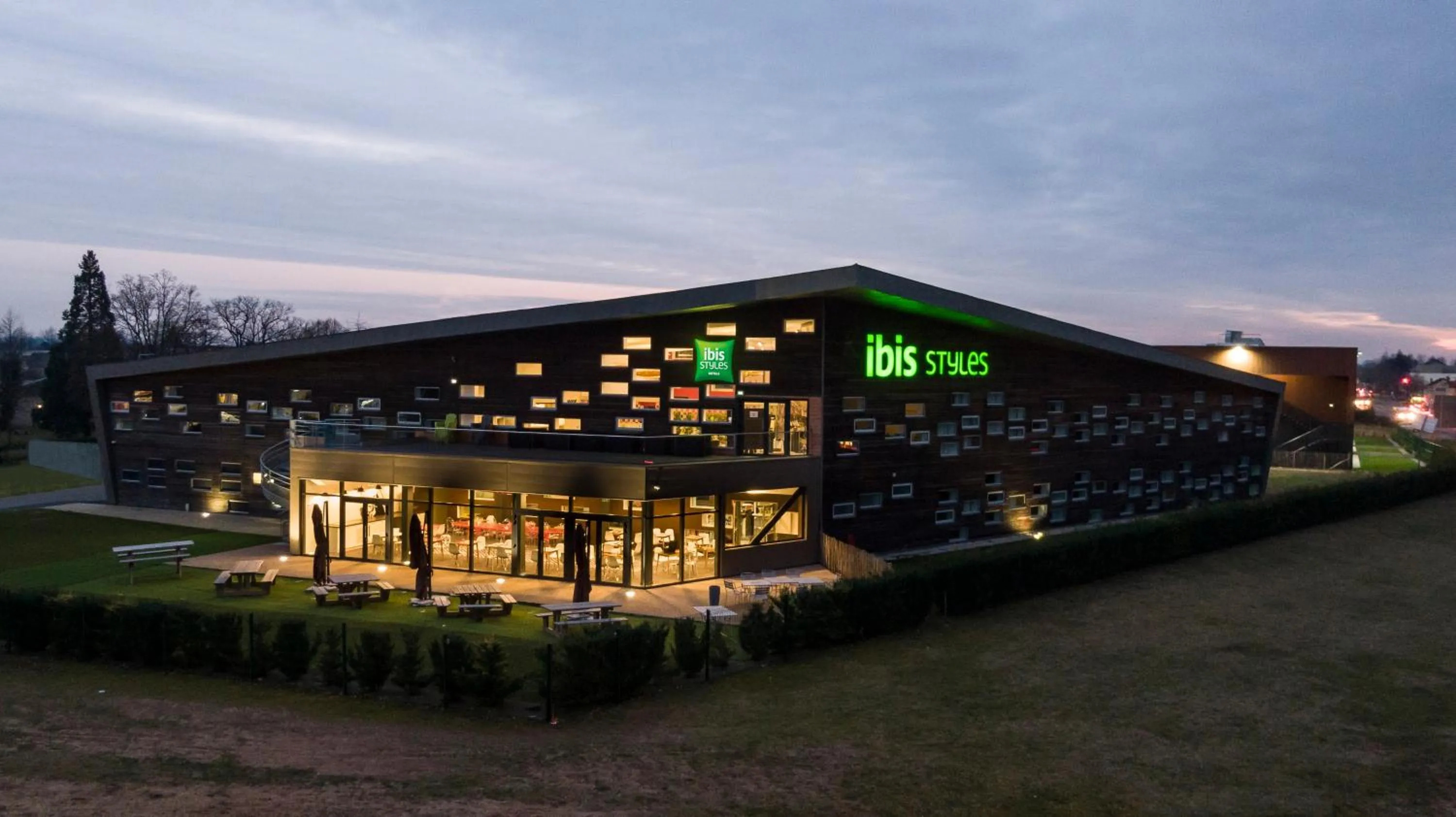 Property building in ibis Styles Le Mans Sud Mulsanne
