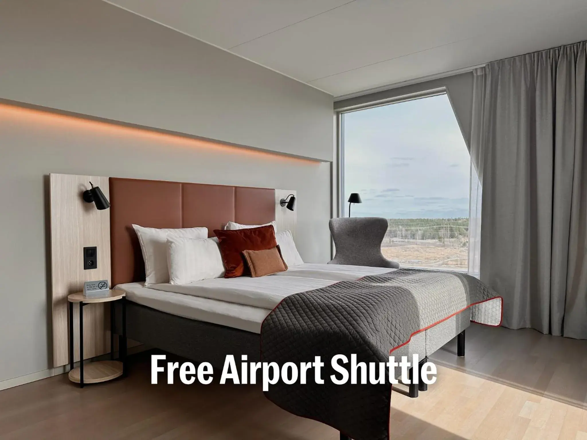 Text overlay, Bed in Quality Hotel Arlanda XPO Text overlay, Bed in Quality Hotel Arlanda XPO