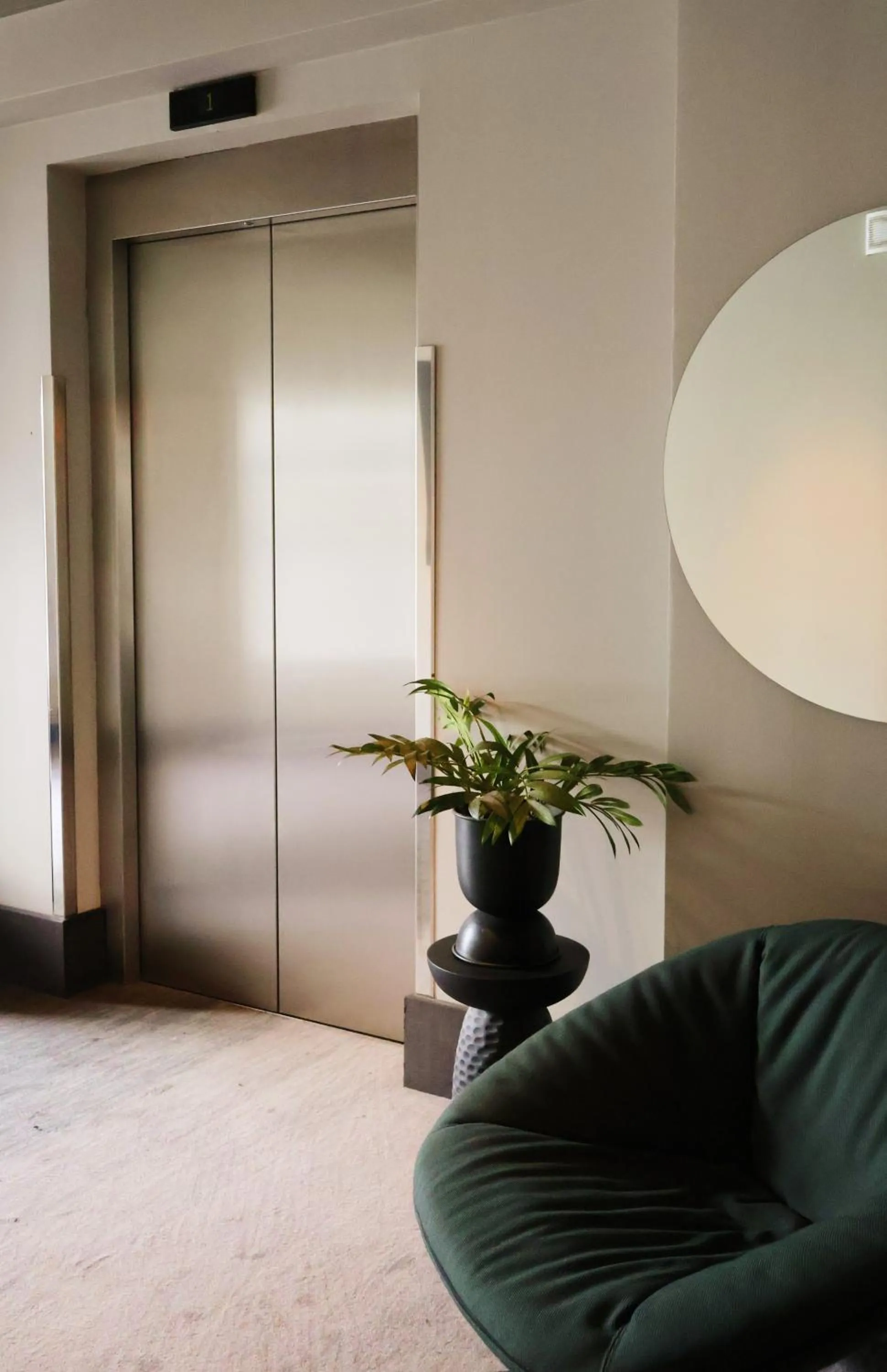 elevator in Quality Hotel Arlanda XPO