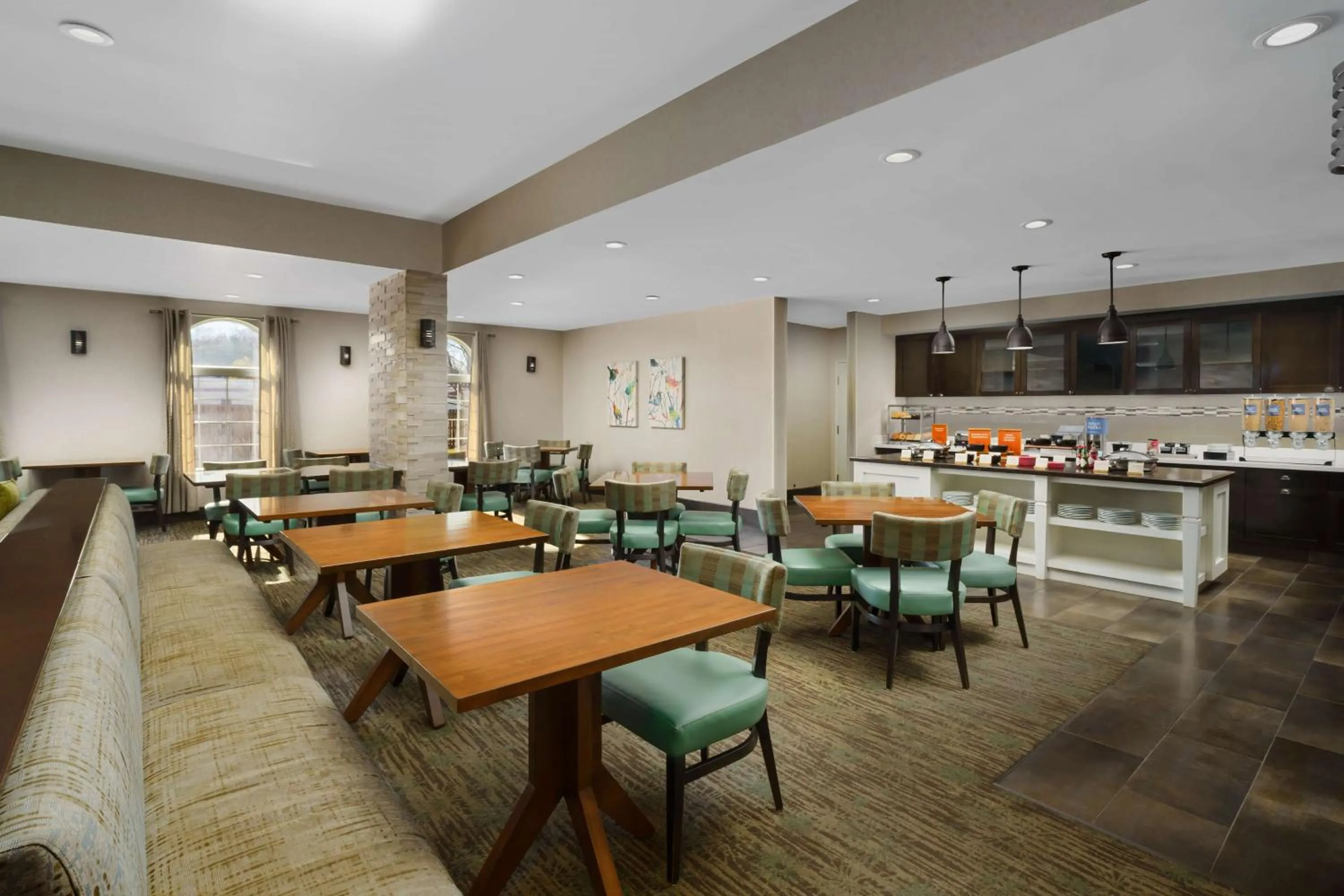 Breakfast in Homewood Suites by Hilton Providence-Warwick