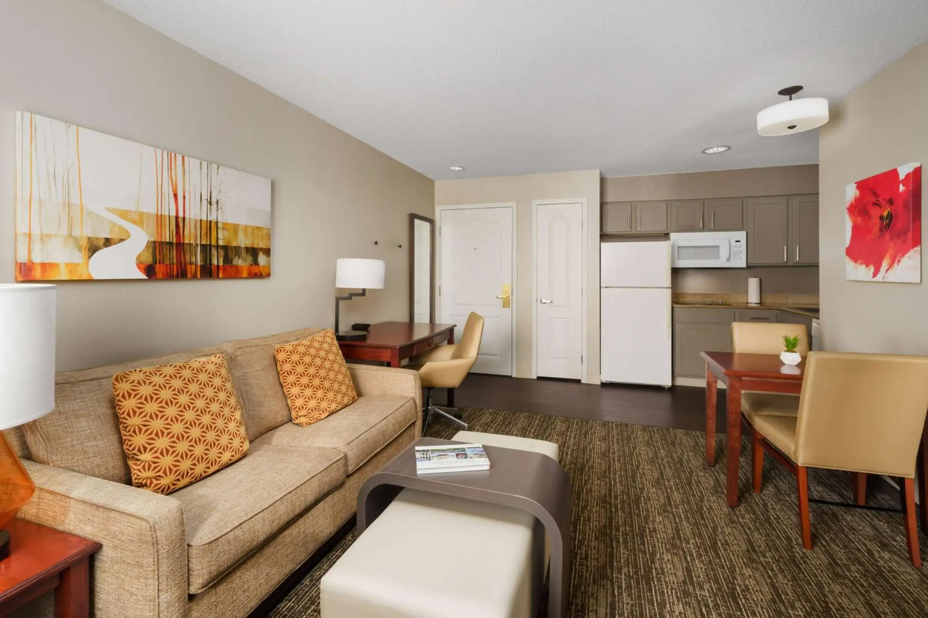 One-Bedroom Queen Suite - Non-Smoking in Homewood Suites by Hilton Providence-Warwick One-Bedroom Queen Suite - Non-Smoking in Homewood Suites by Hilton Providence-Warwick