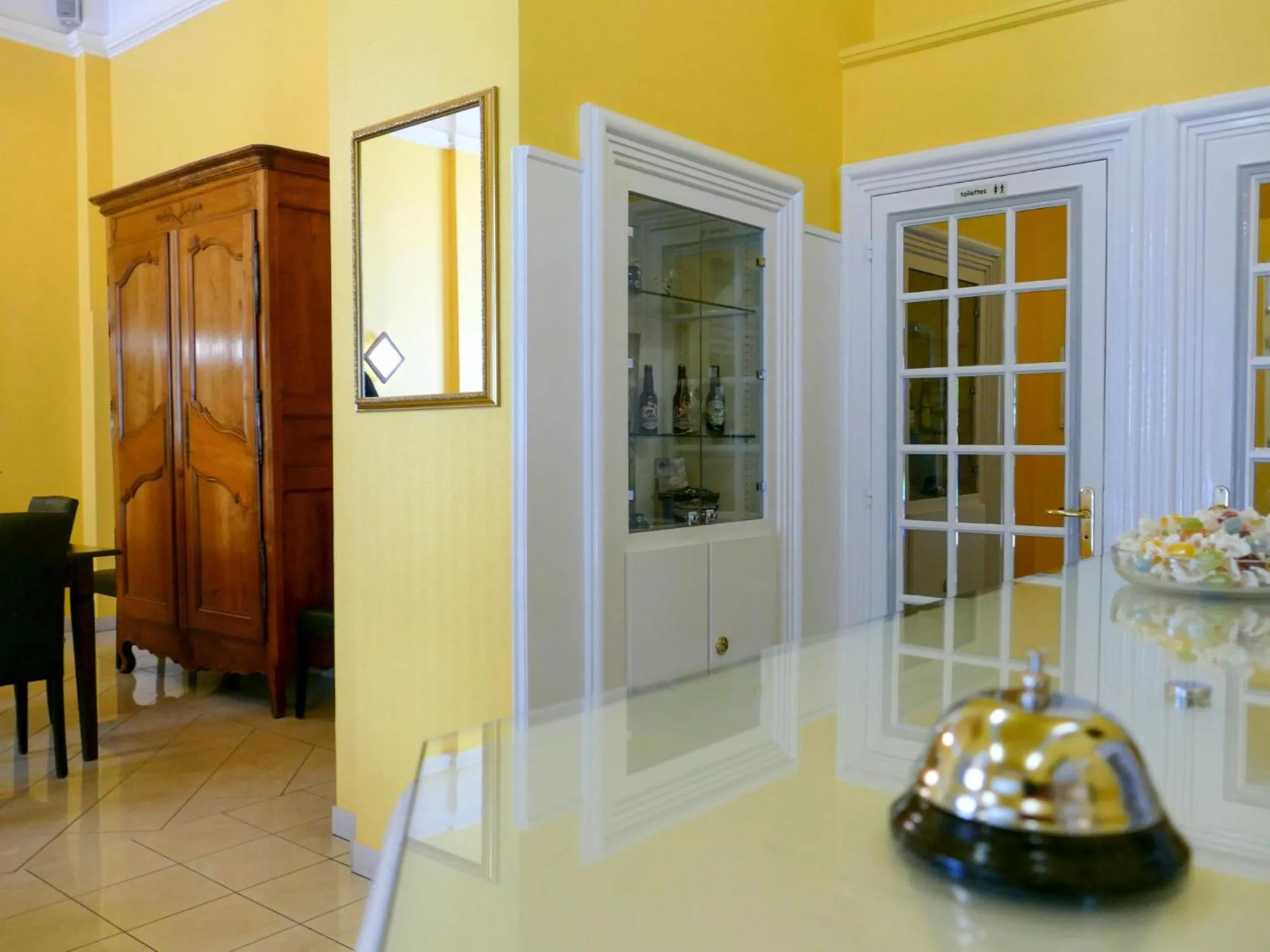 Hotel Berlioz EuroAirport Basel - Mulhouse - Freiburg