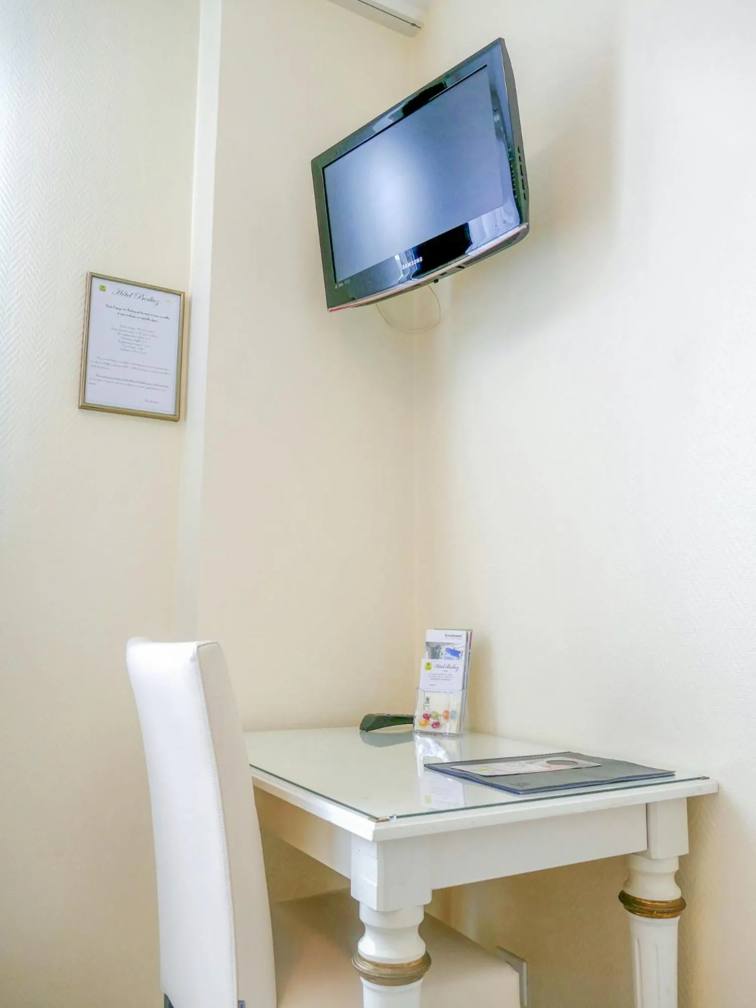 Hotel Berlioz EuroAirport Basel - Mulhouse - Freiburg