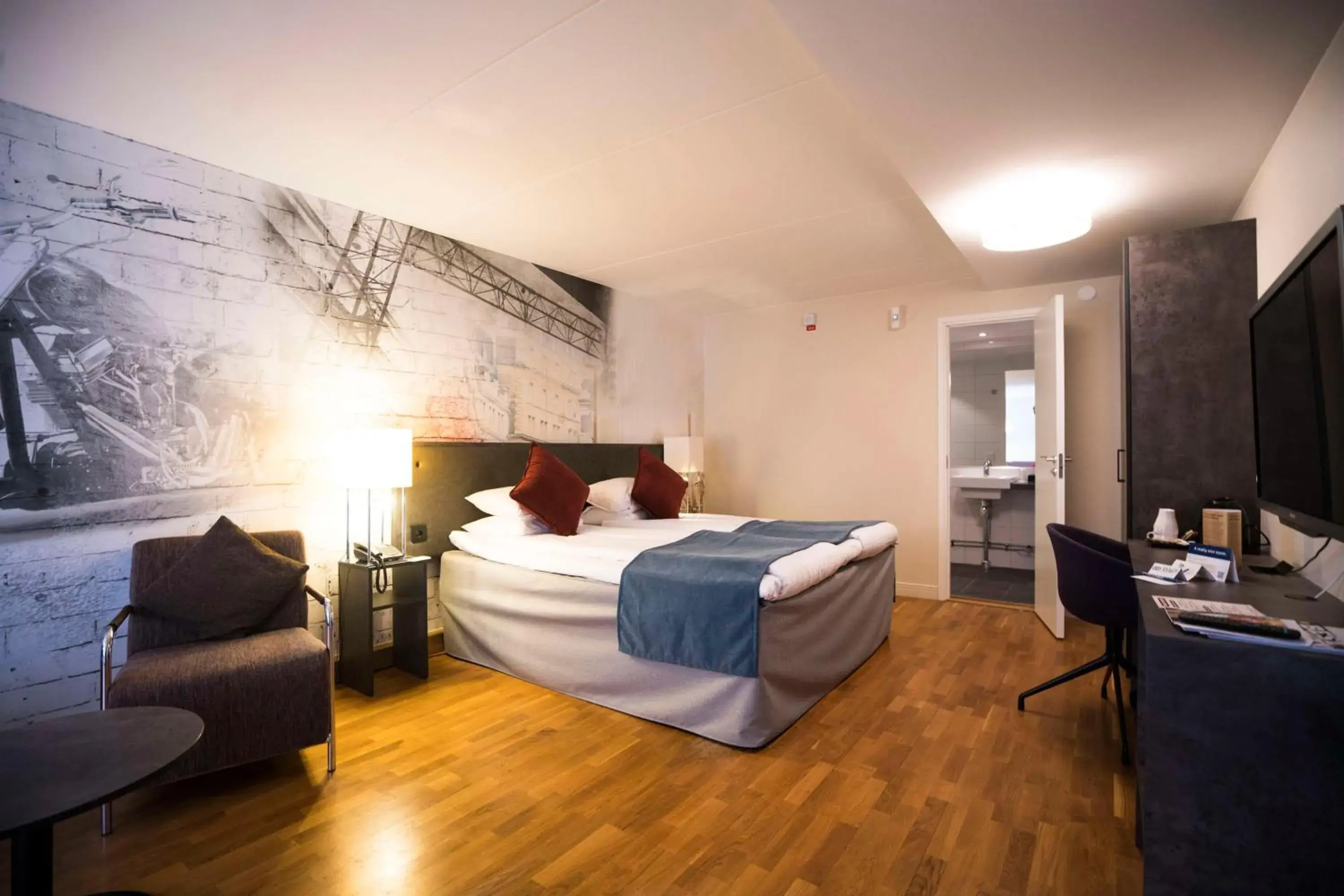 Superior King Room in Scandic Skärholmen Superior King Room in Scandic Skärholmen