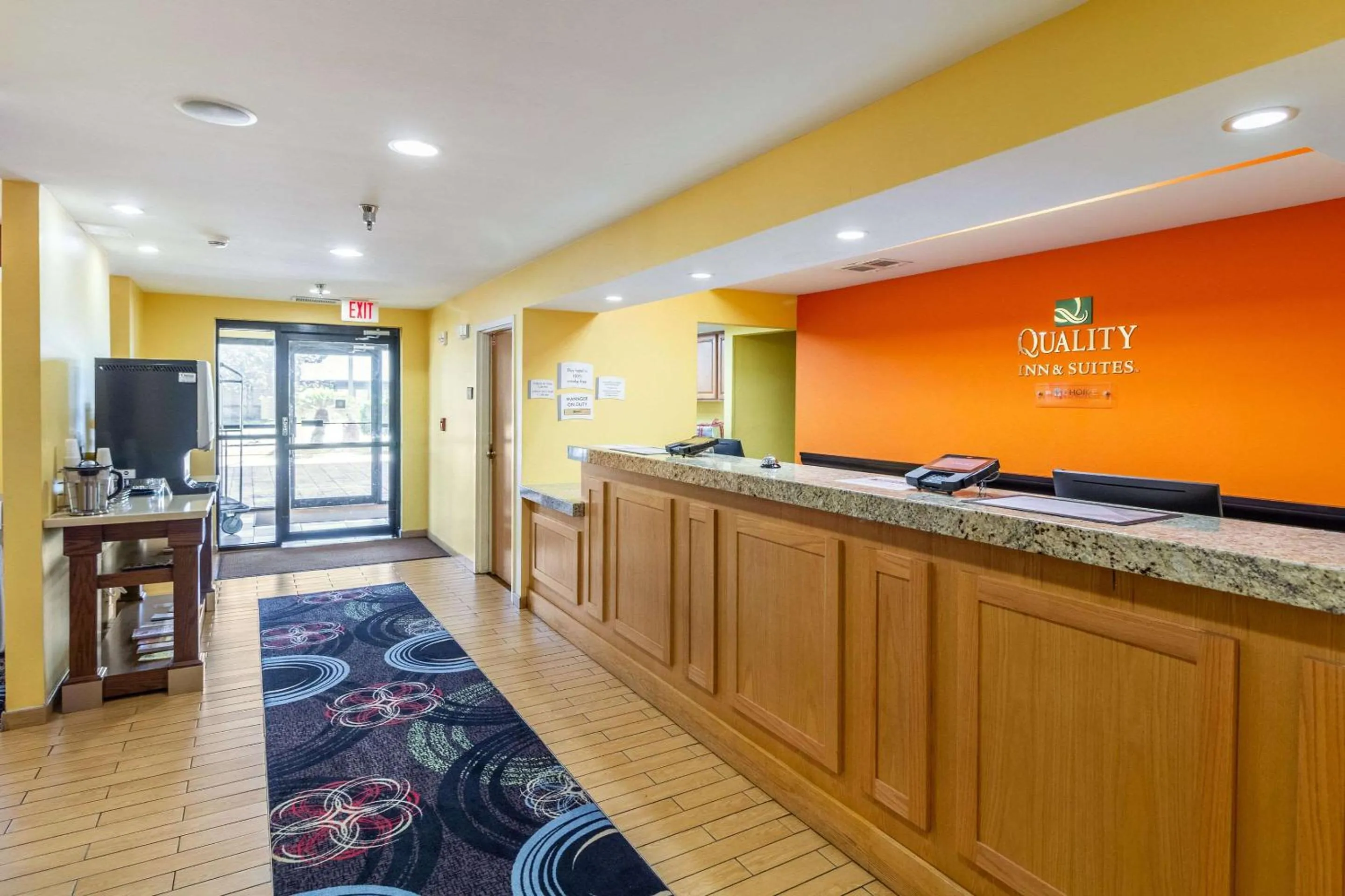 Lobby or reception in Quality Inn Texas City I-45