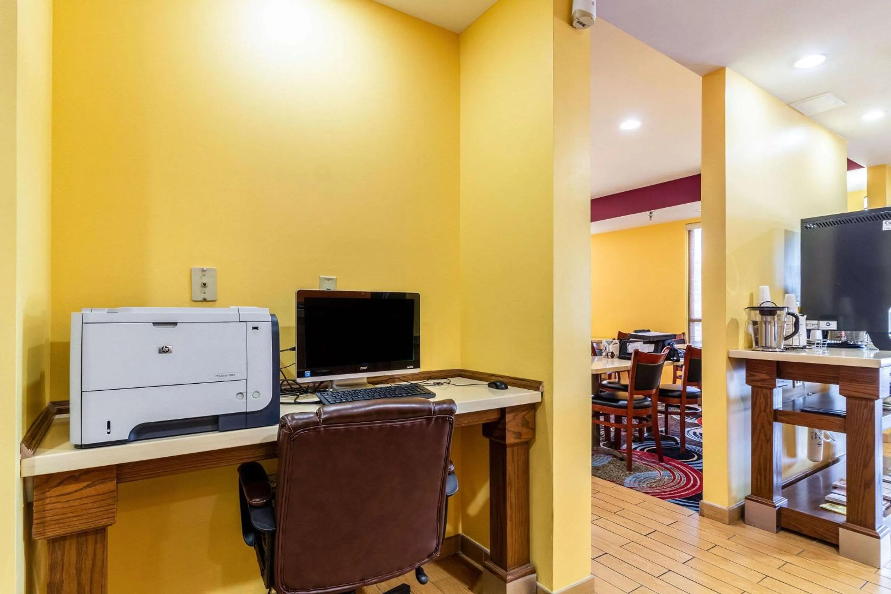 Business facilities in Quality Inn Texas City I-45