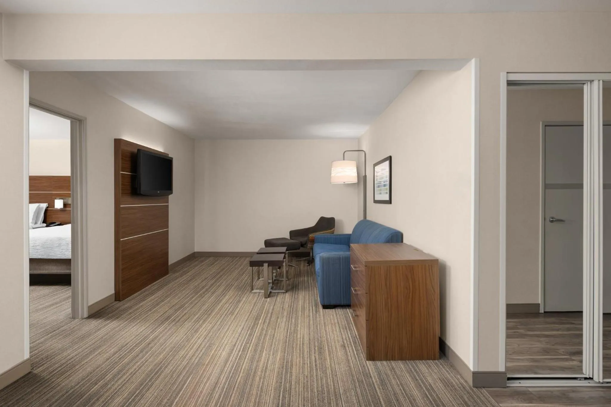 Photo of the whole room, Bed in Holiday Inn Express San Diego - Sea World Area by IHG