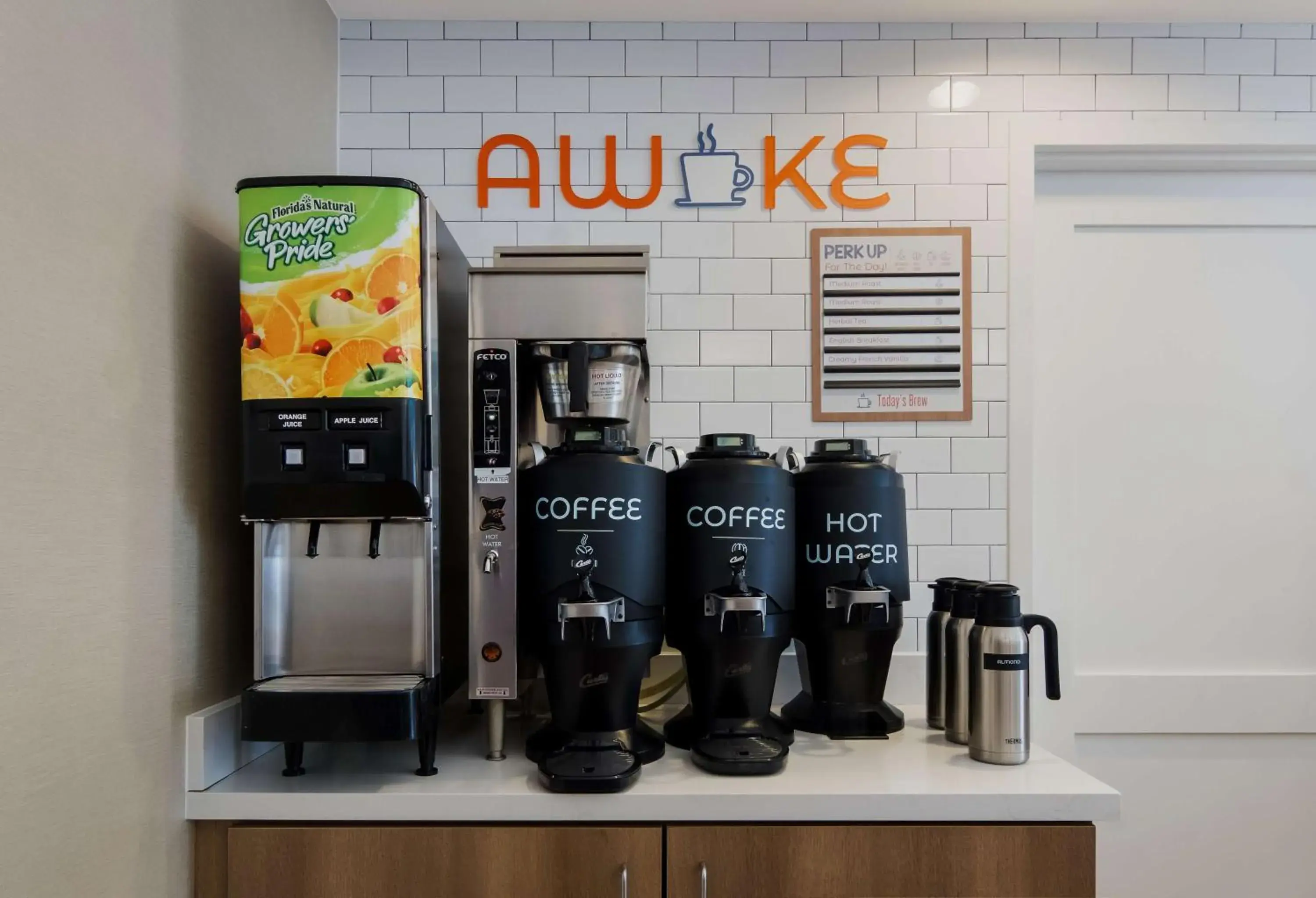 Breakfast in Sonesta ES Suites San Diego - Sorrento Mesa Breakfast in Sonesta ES Suites San Diego - Sorrento Mesa