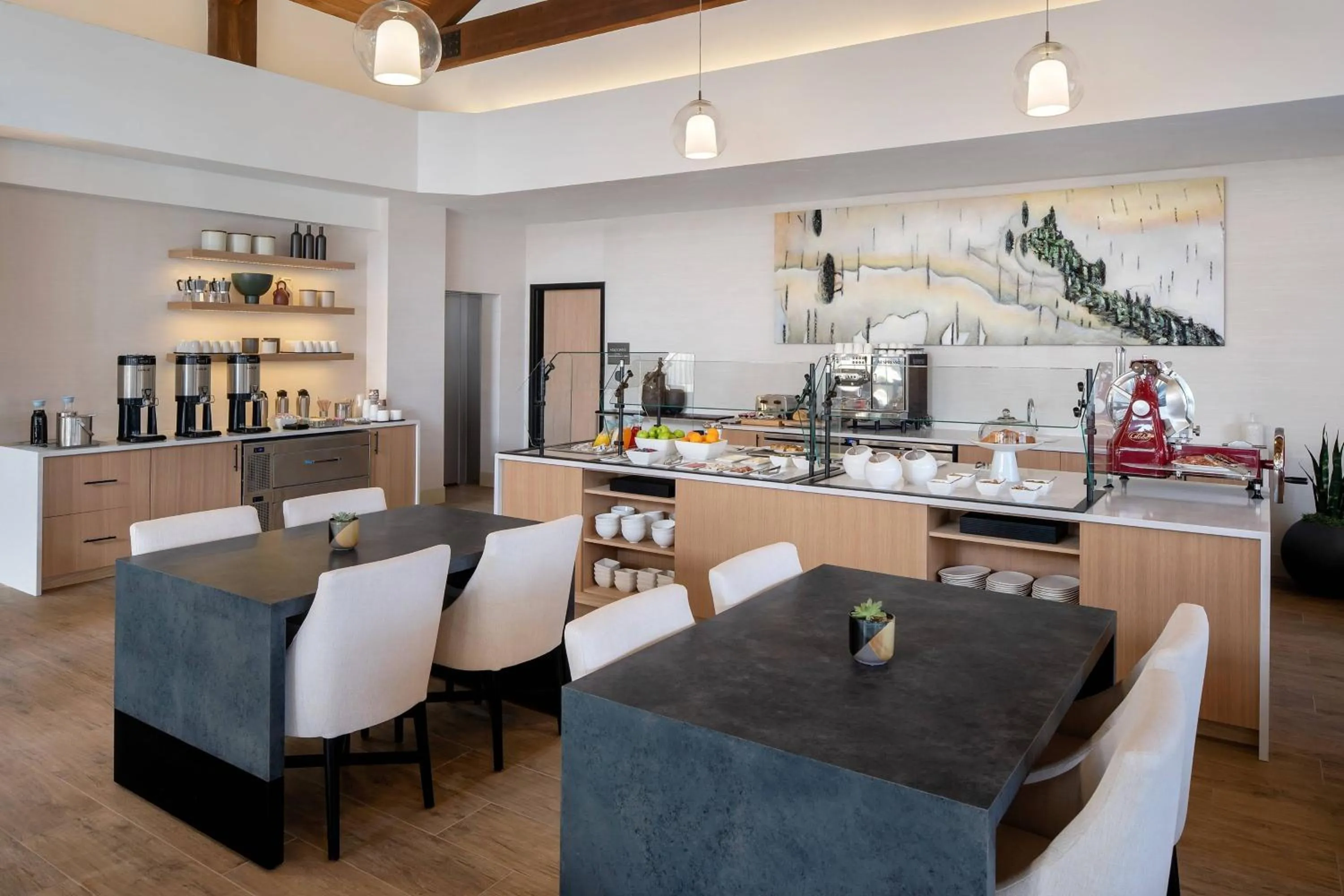 Breakfast in AC Hotel Park City