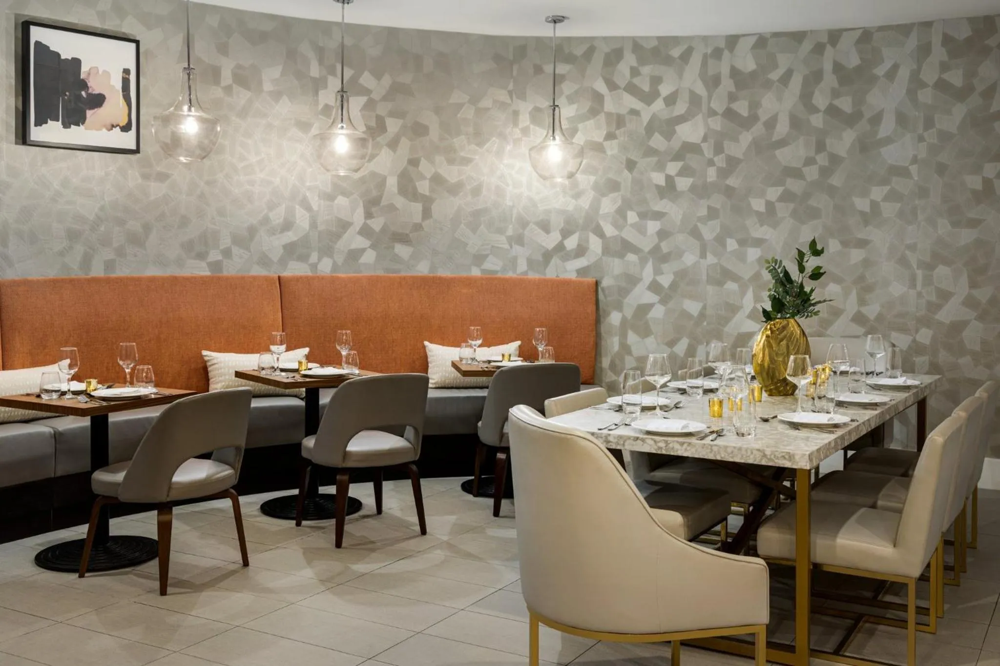 Restaurant/places to eat in Crowne Plaza Orlando - Lake Buena Vista by IHG