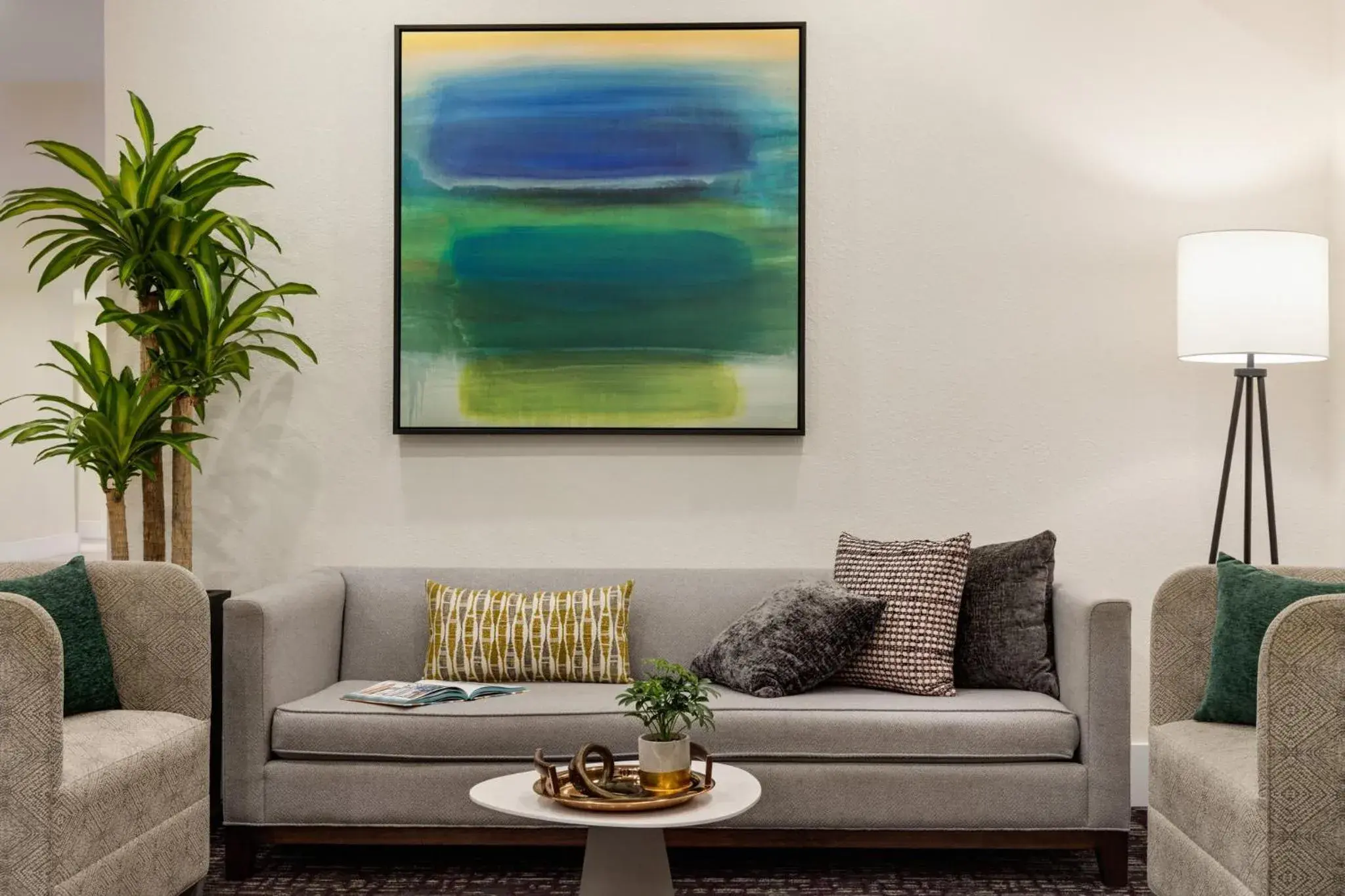 Property building in Crowne Plaza Orlando - Lake Buena Vista by IHG Property building in Crowne Plaza Orlando - Lake Buena Vista by IHG