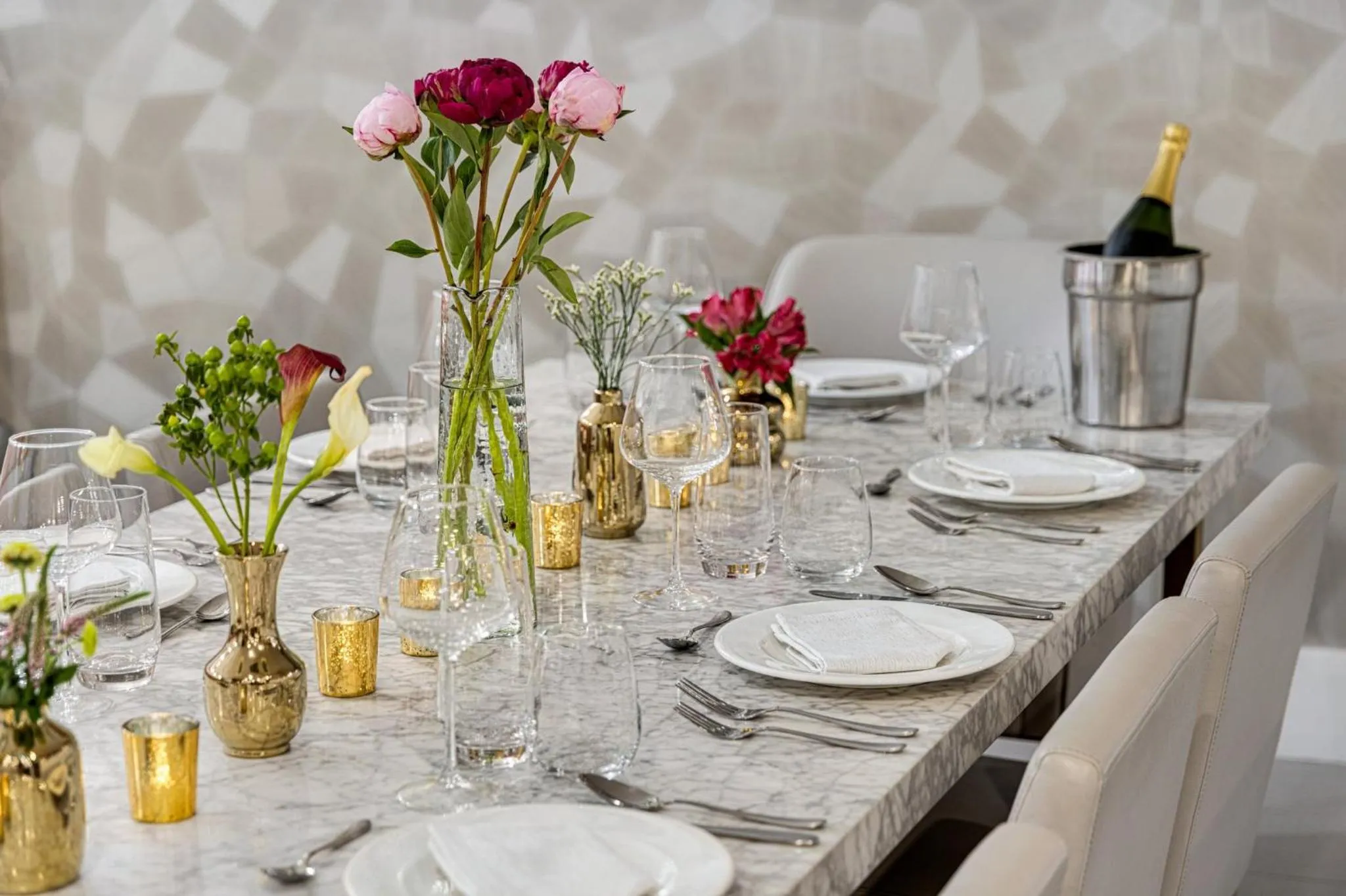 Restaurant/places to eat in Crowne Plaza Orlando - Lake Buena Vista by IHG