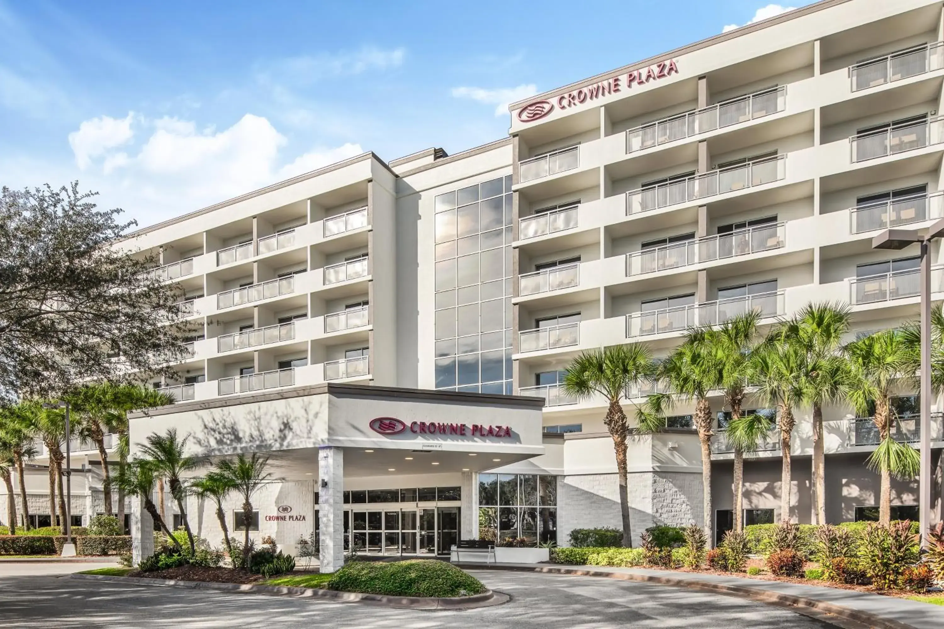 Property building in Crowne Plaza Orlando - Lake Buena Vista by IHG Property building in Crowne Plaza Orlando - Lake Buena Vista by IHG