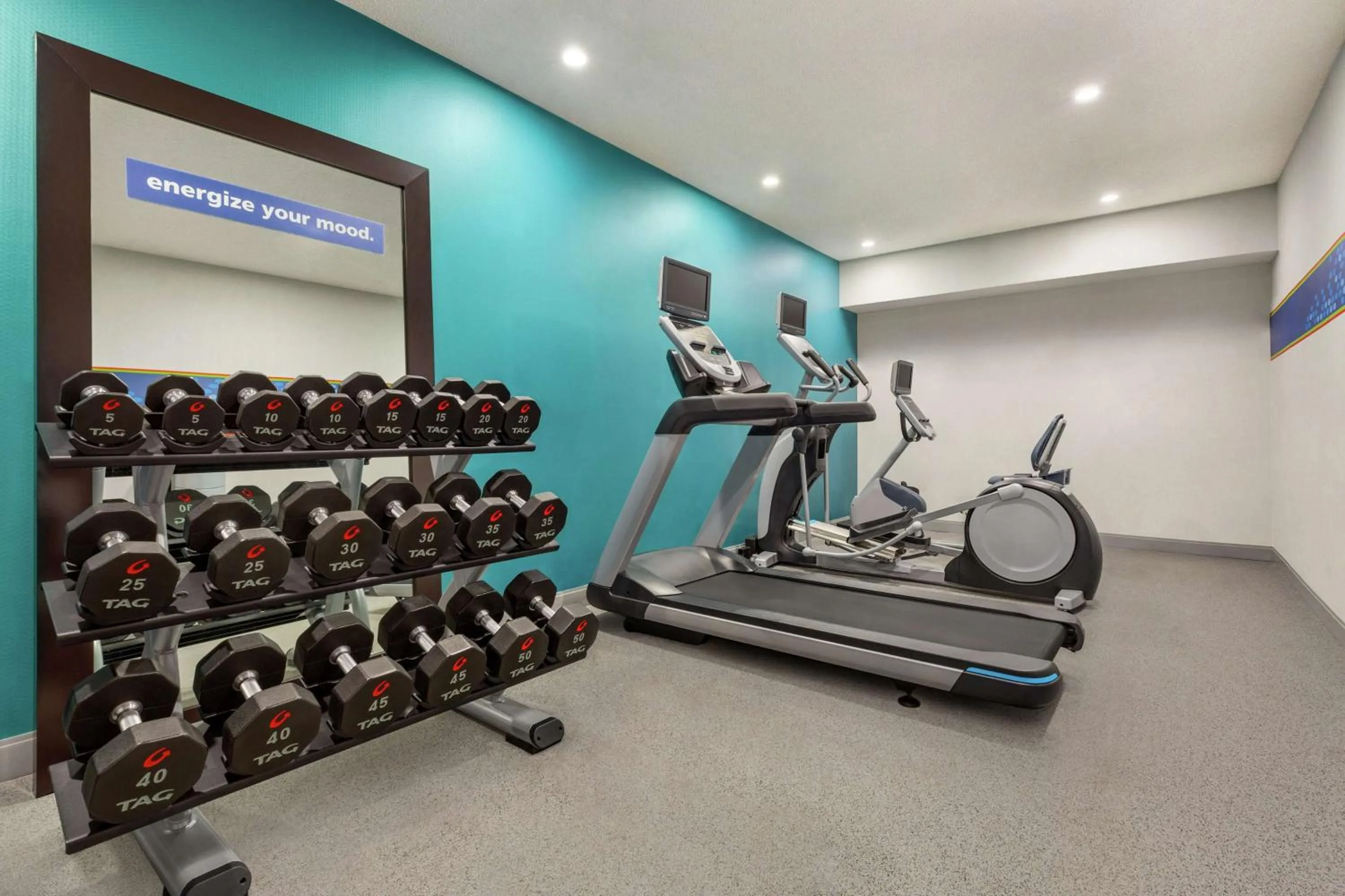 Fitness centre/facilities in Hampton Inn Kansas City Blue Springs