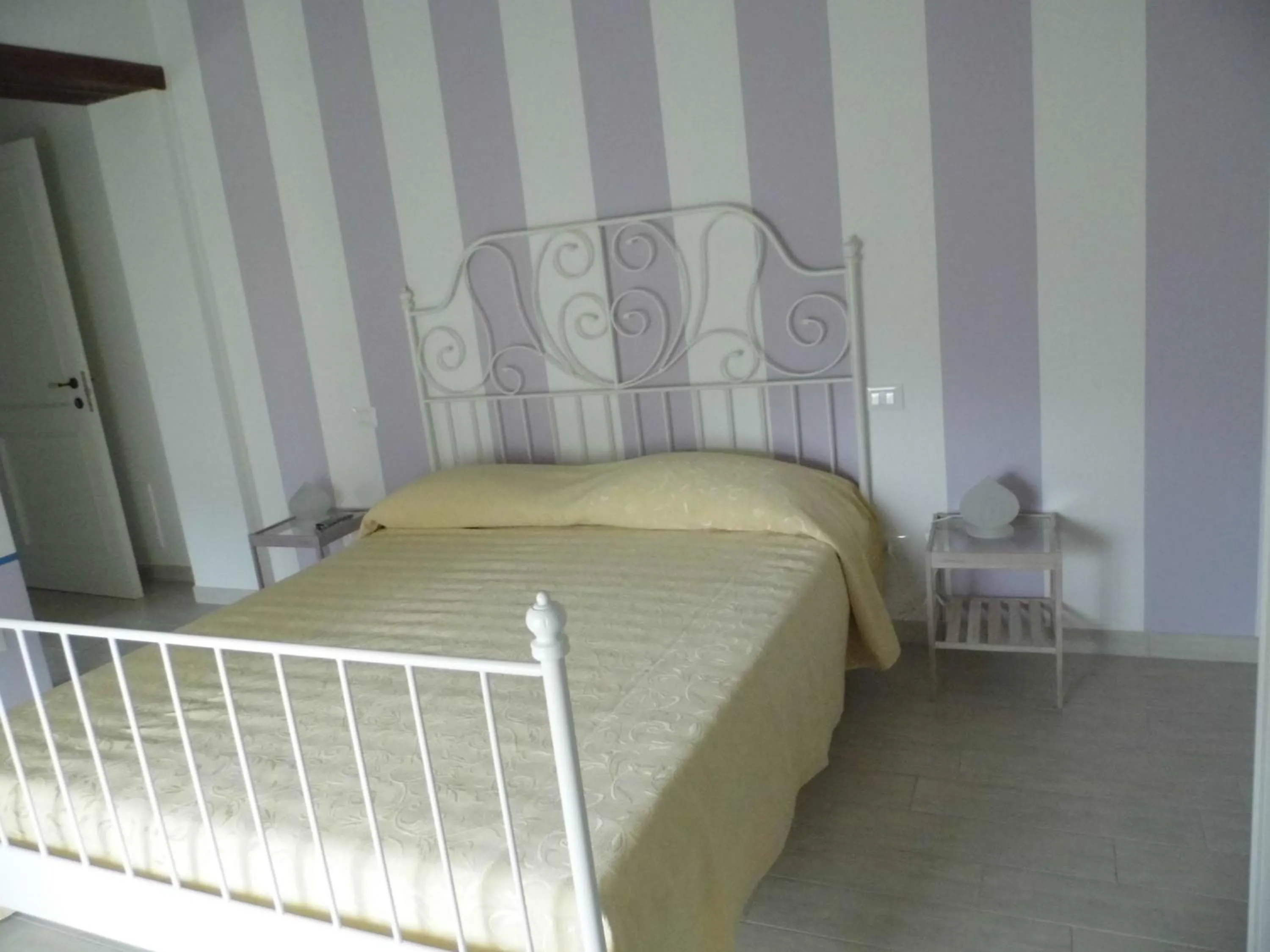 Bed in Aia Antica