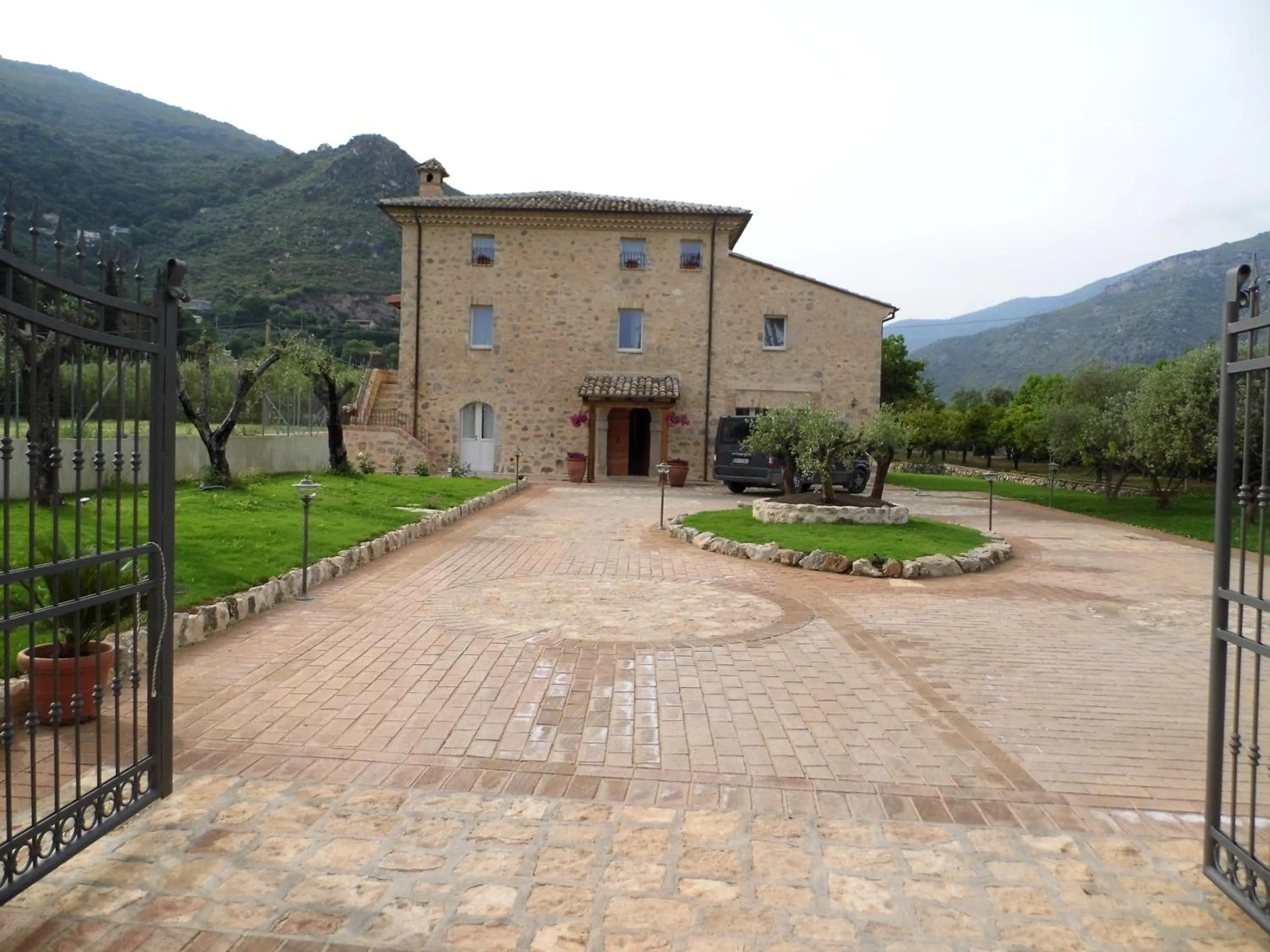 Property building in Aia Antica
