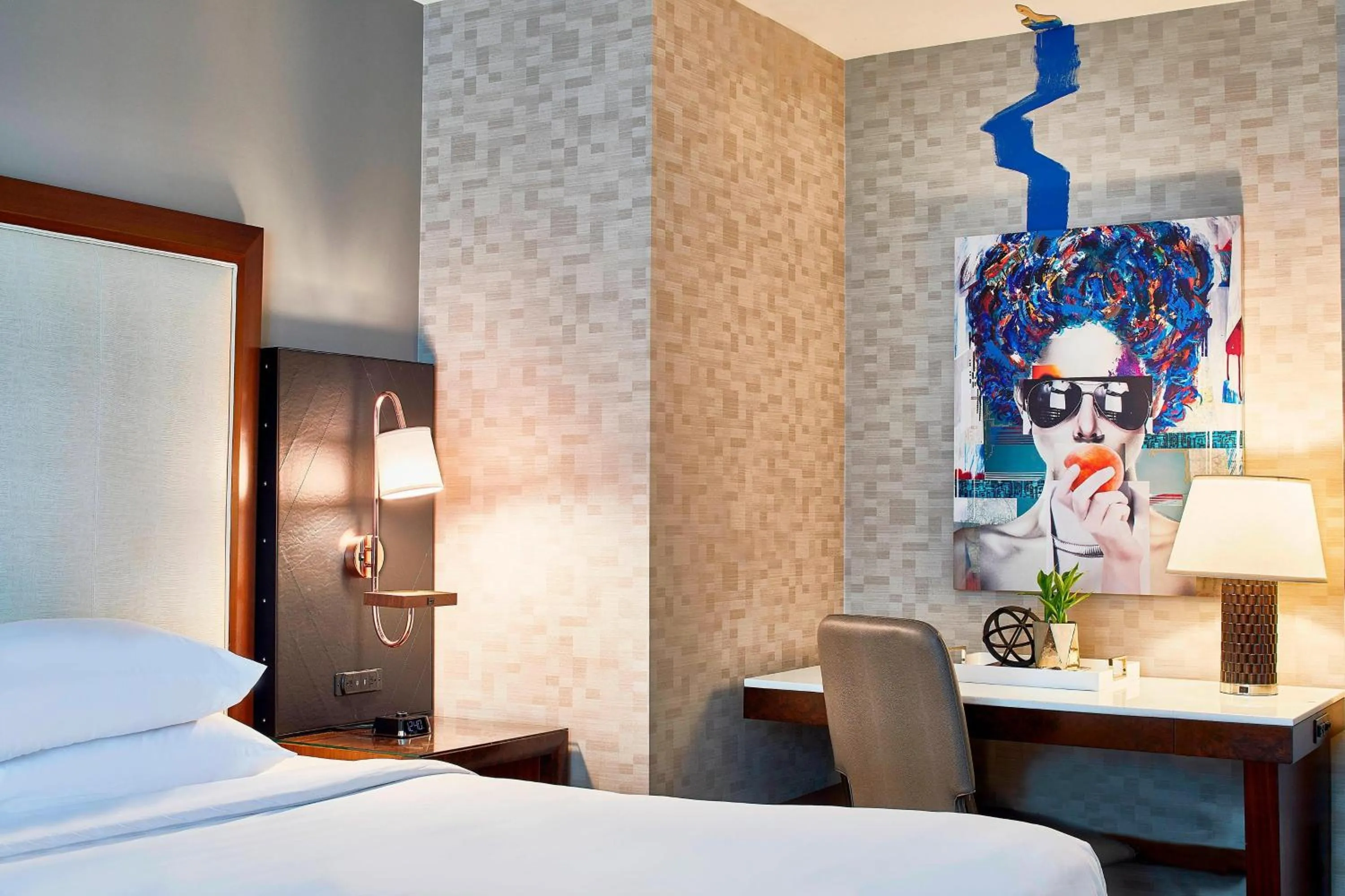 Photo of the whole room, Bed in Renaissance Atlanta Midtown Hotel