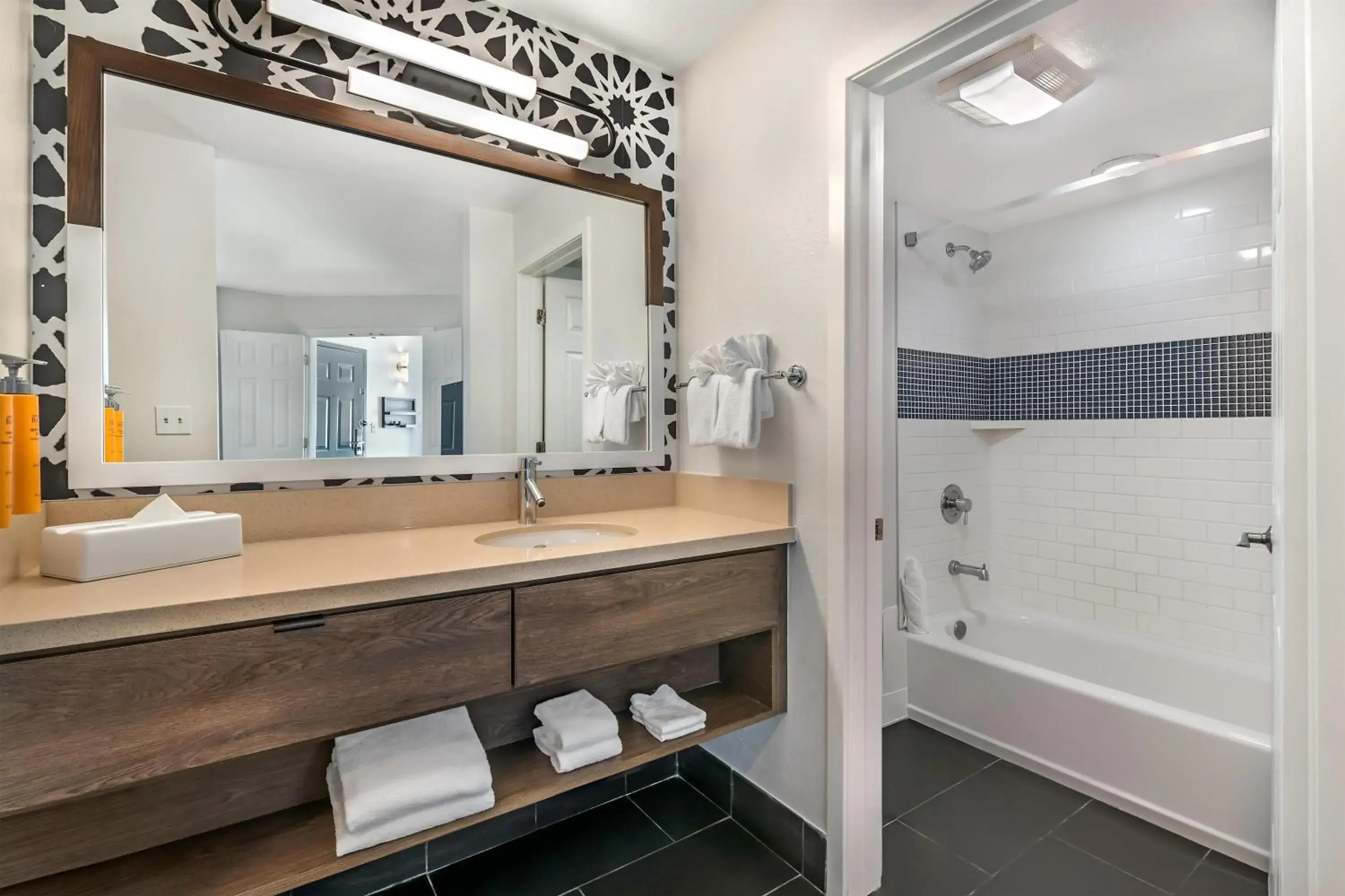 Bathroom in Sonesta ES Suites Orlando - Lake Buena Vista Bathroom in Sonesta ES Suites Orlando - Lake Buena Vista