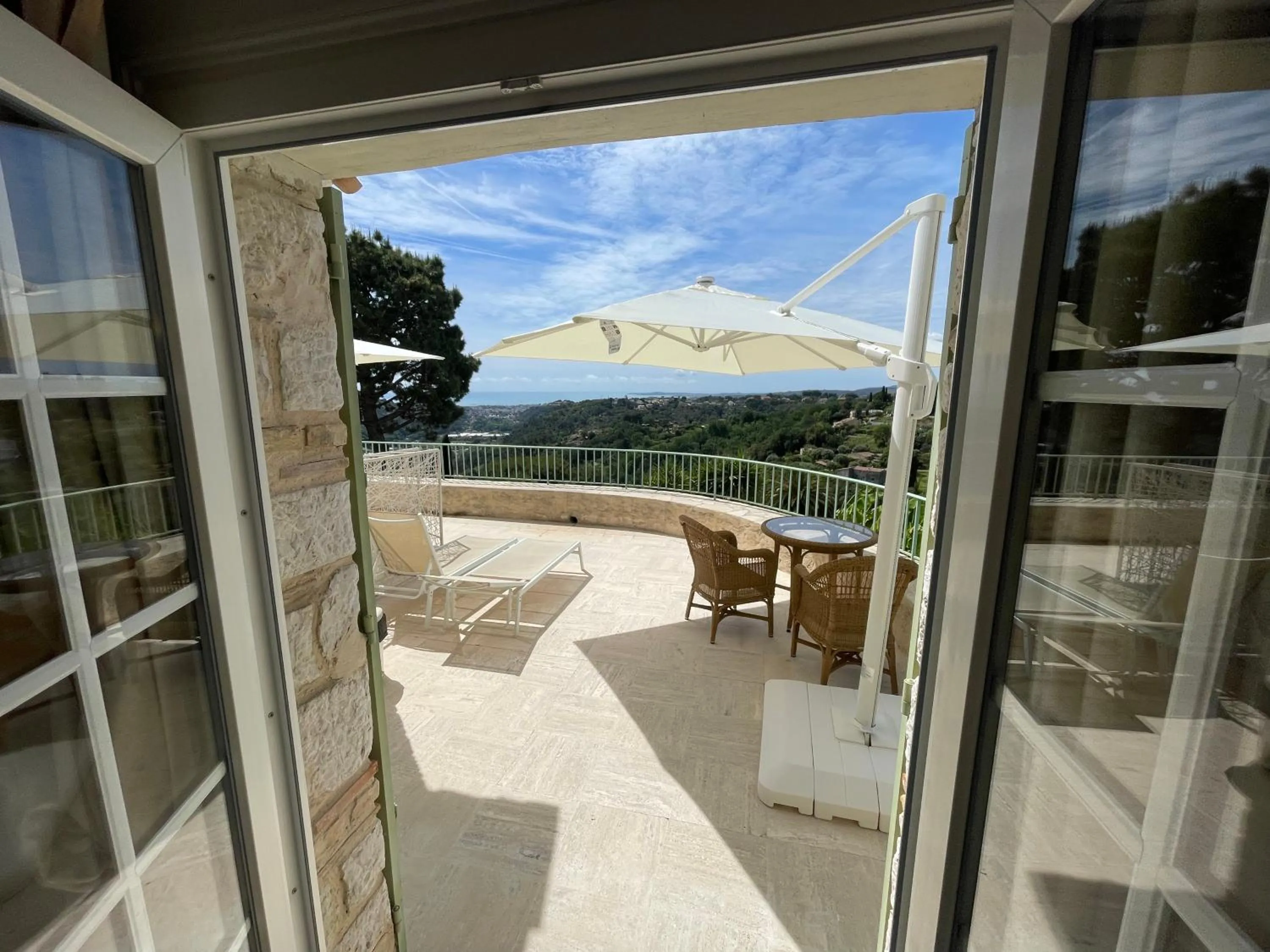 Patio in La Bergerie B&B