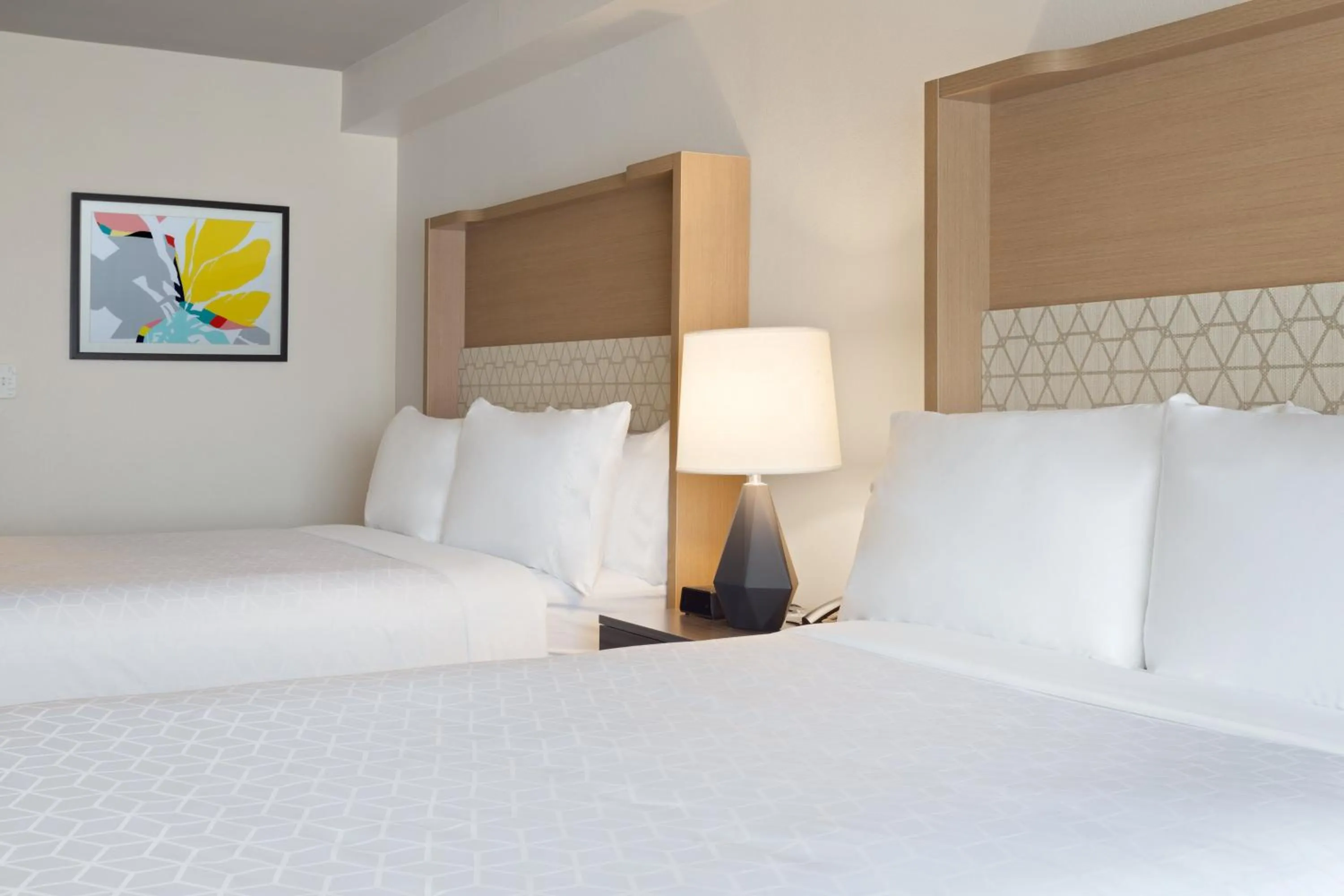 Photo of the whole room, Bed in Holiday Inn & Suites Across from Universal Orlando by IHG