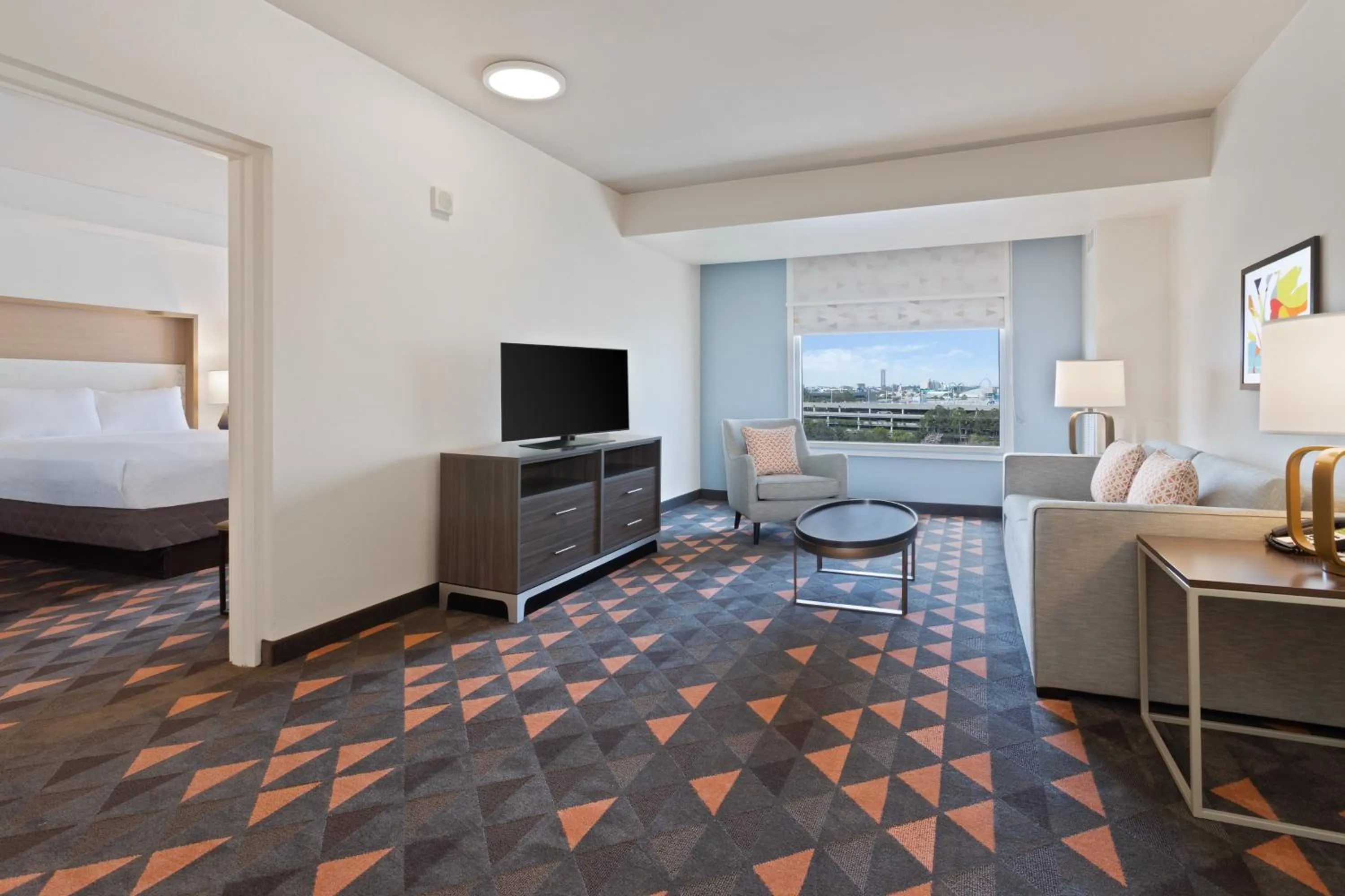 Photo of the whole room, Bed in Holiday Inn & Suites Across from Universal Orlando by IHG