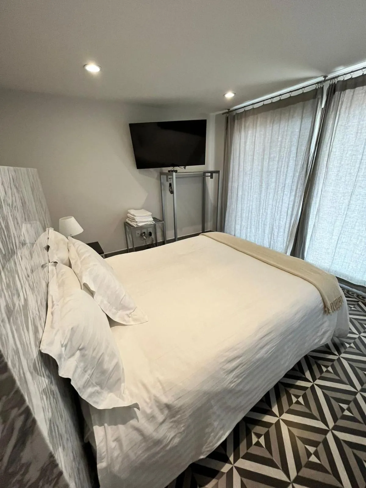 Master Suite with Queen Bed in Suites Casa Mateo San Miguel Allende