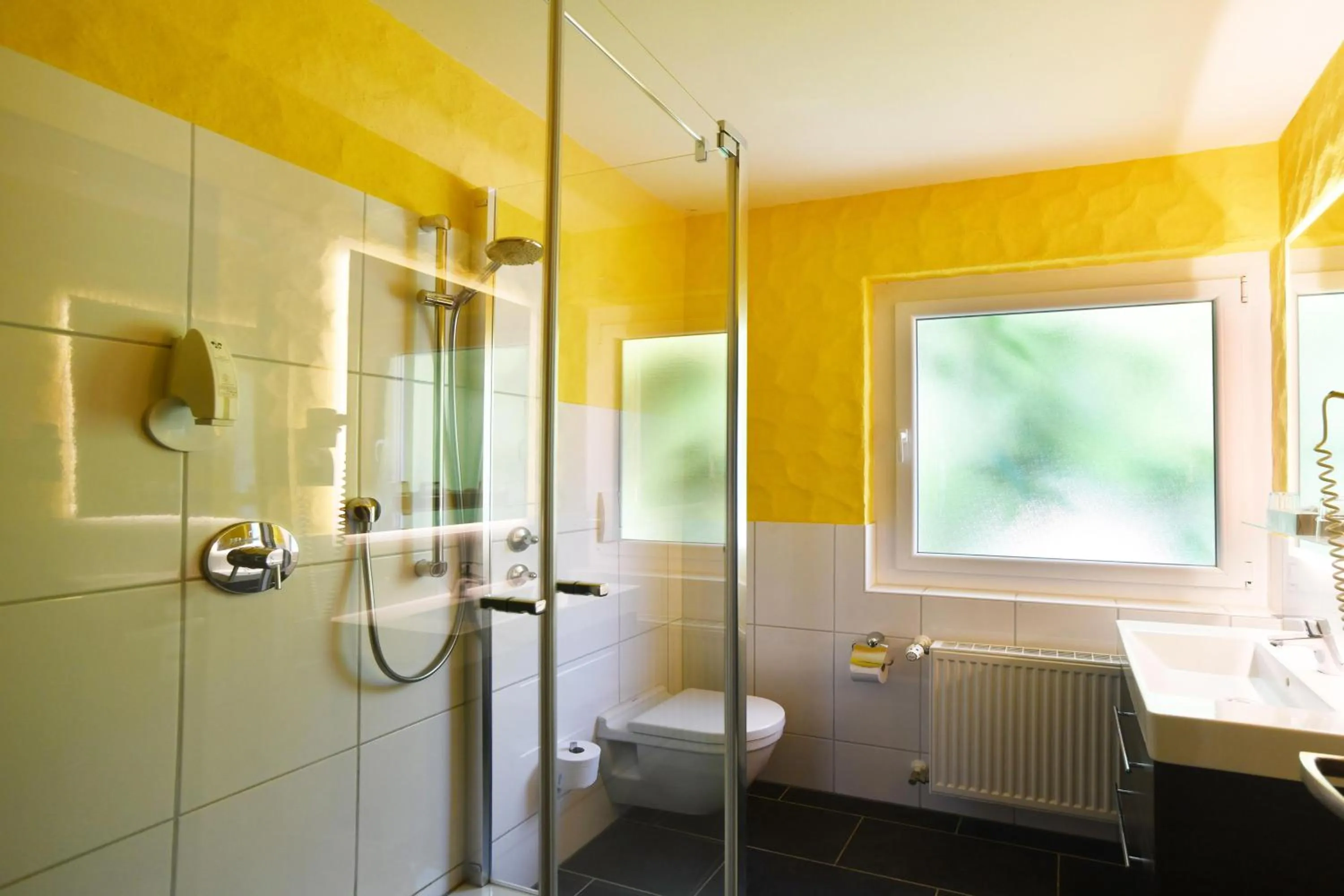 Bathroom in Kulinarium an der Glems