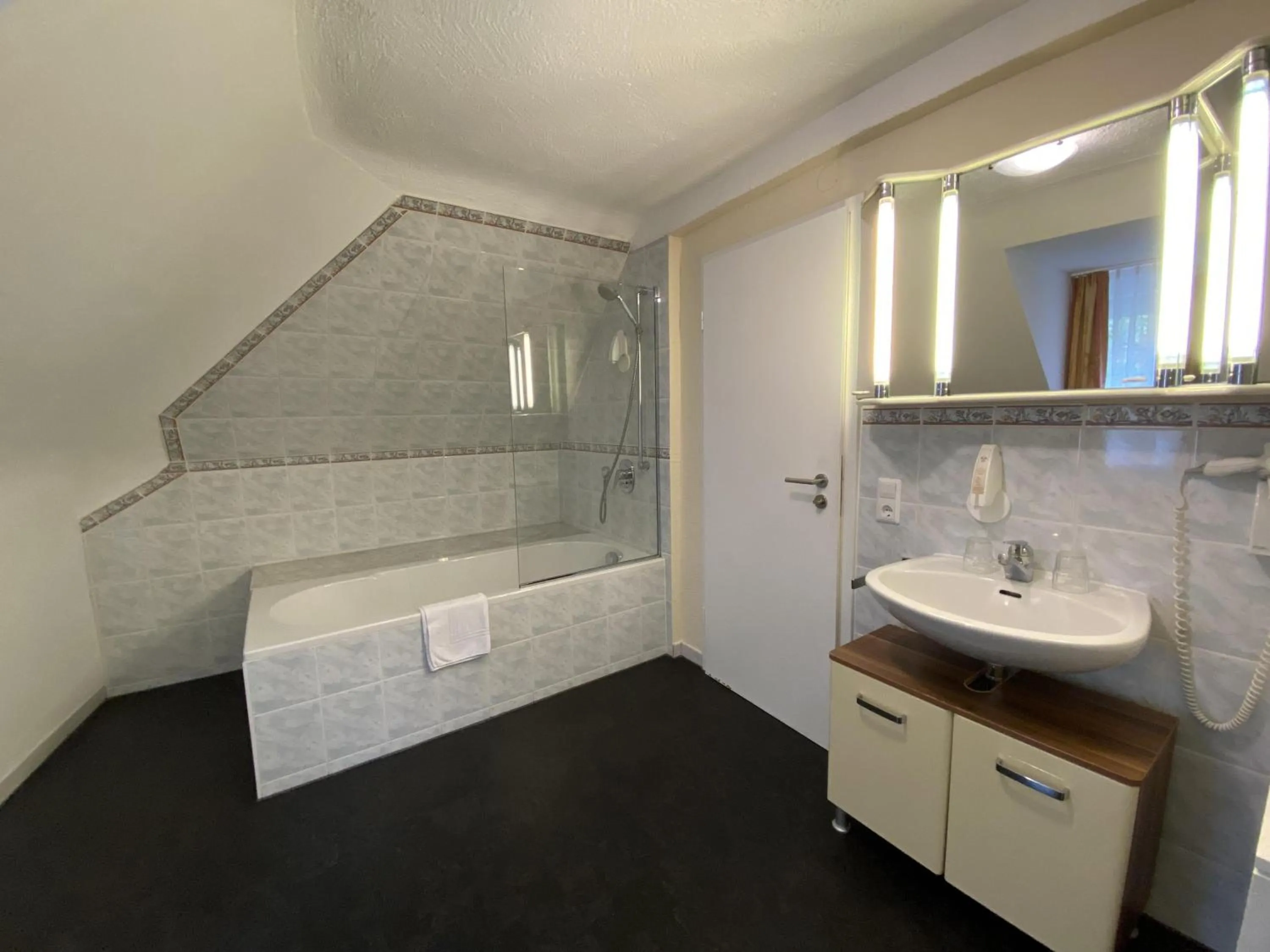 Bathroom in Kulinarium an der Glems